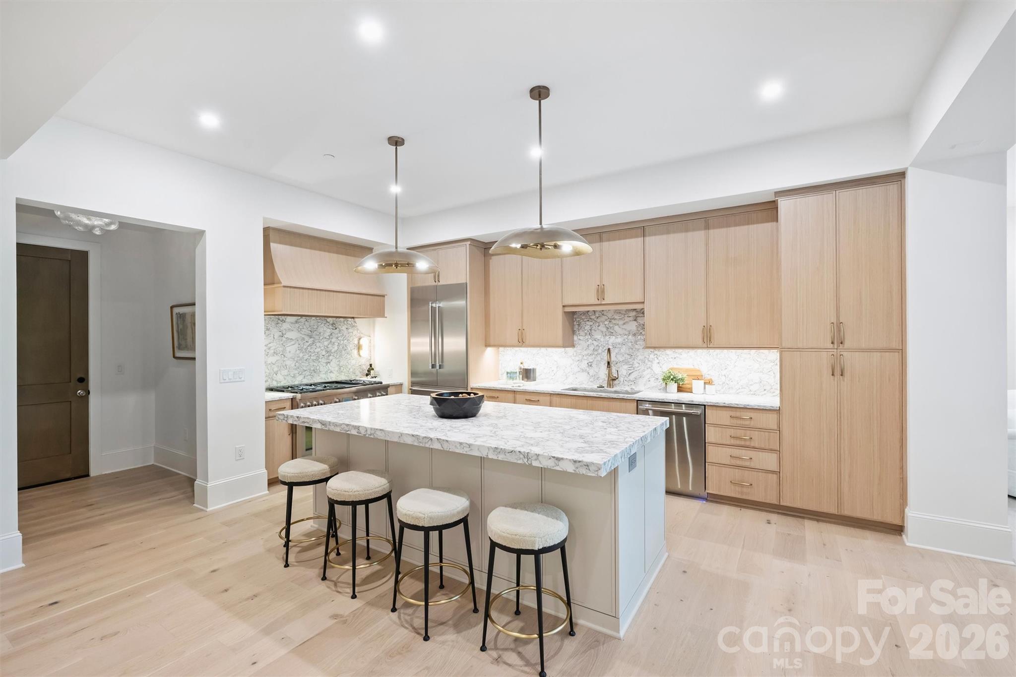 409 Queens Road 301