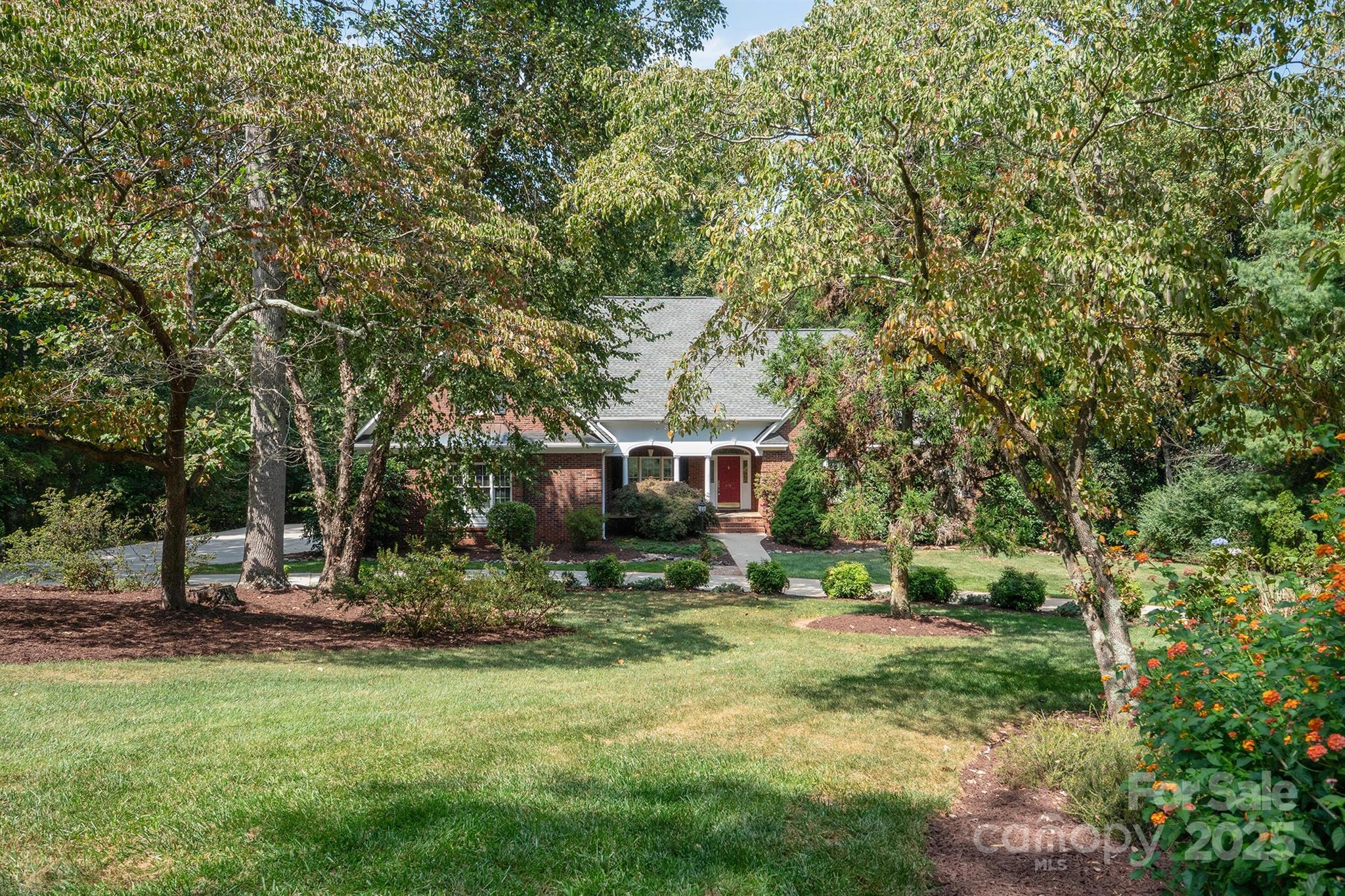 Glenn Ridge - Residential