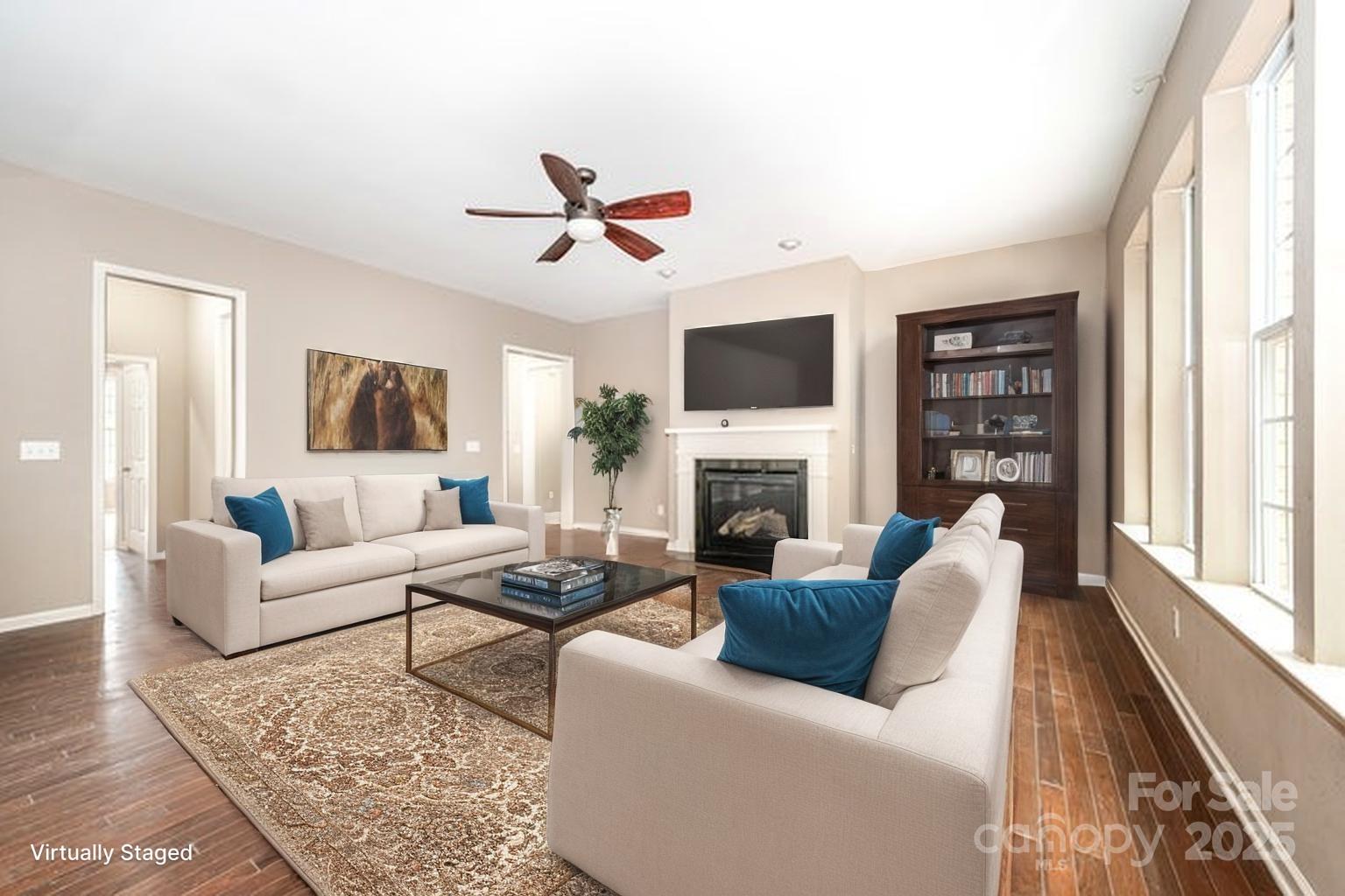 2117 Darian Way