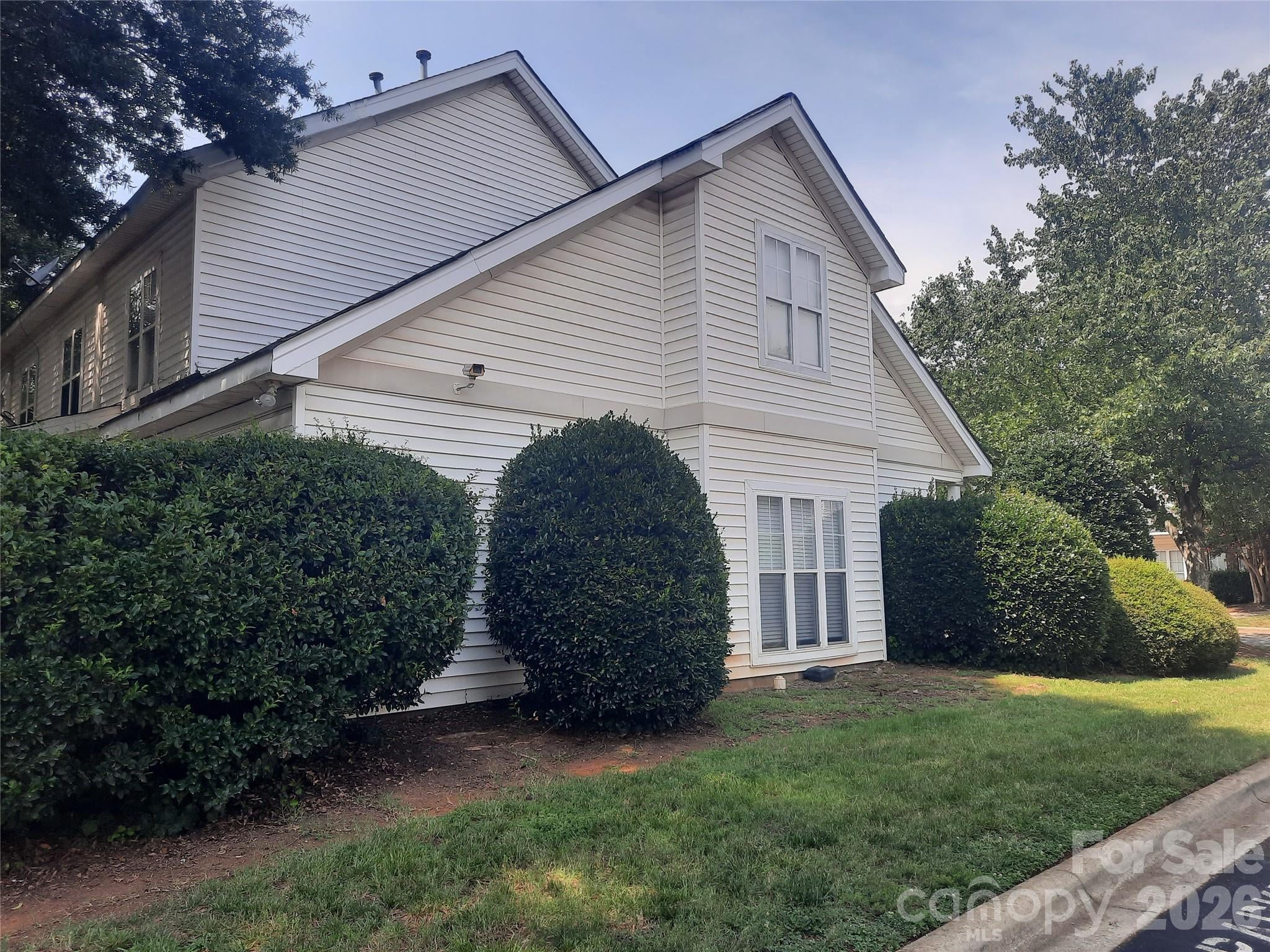 6431 Mallard View Lane