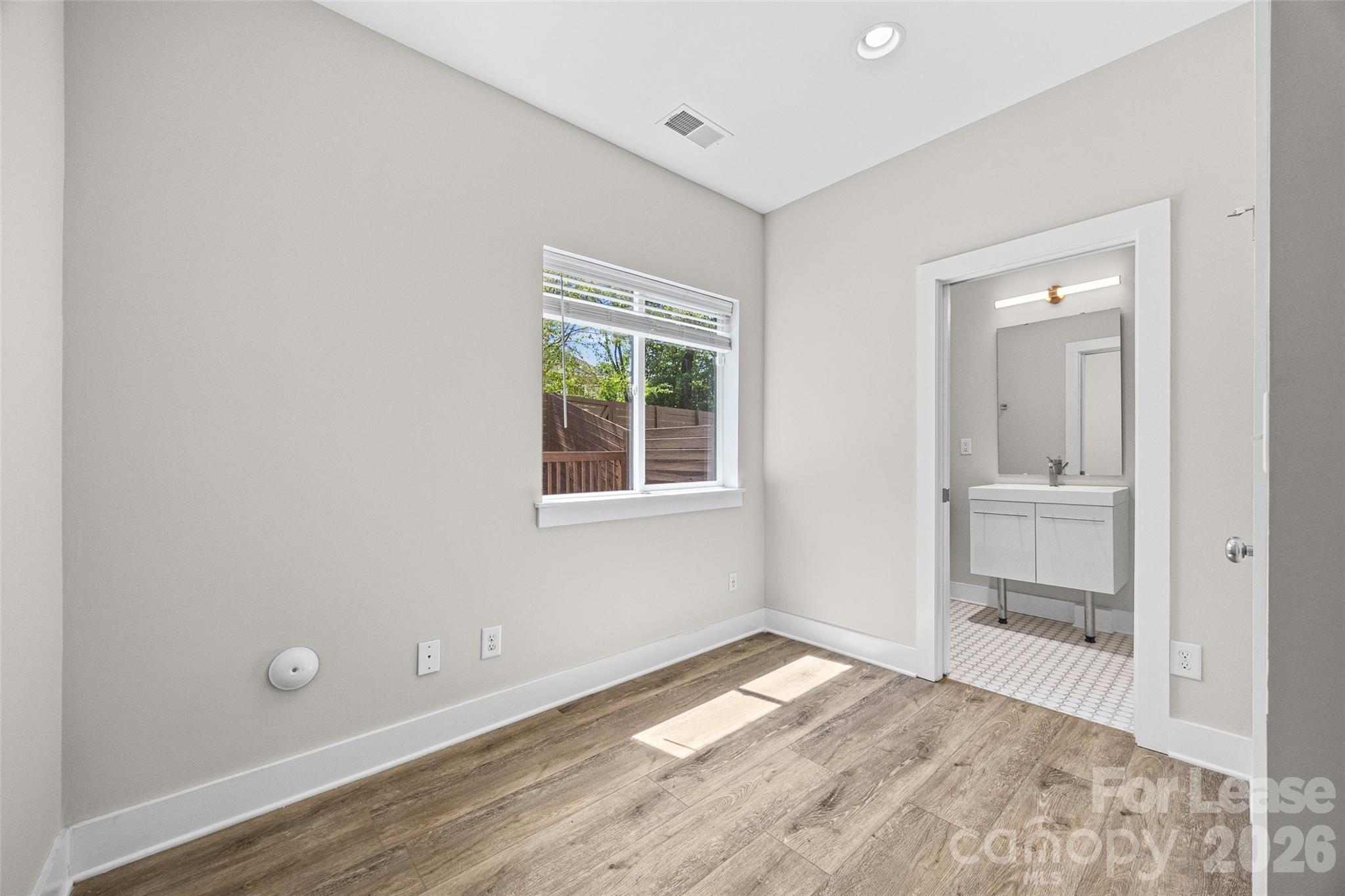 East End - Residential Lease