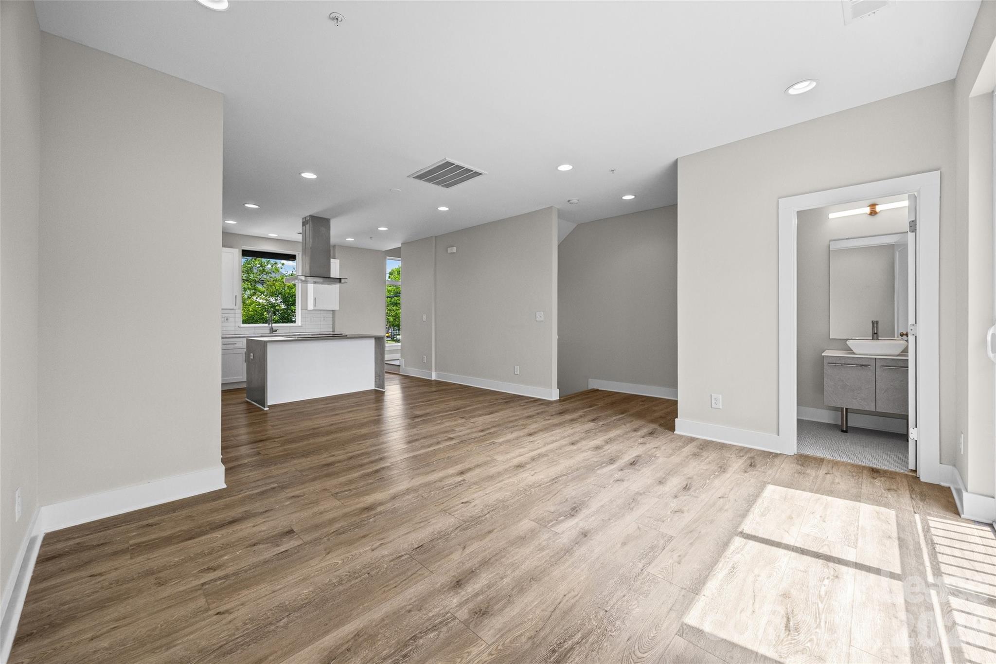 East End - Residential Lease