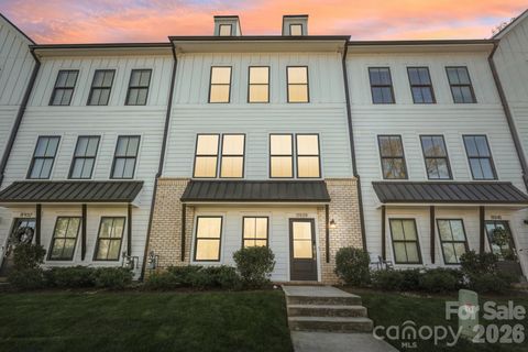 Photo of 11939 Fiddlers Roof Lane, Charlotte, NC 28277 (MLS # 4365383)