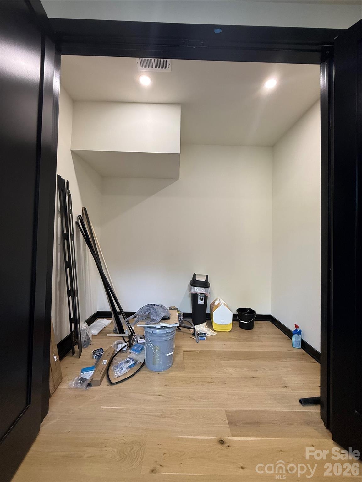 Elizabeth - Residential