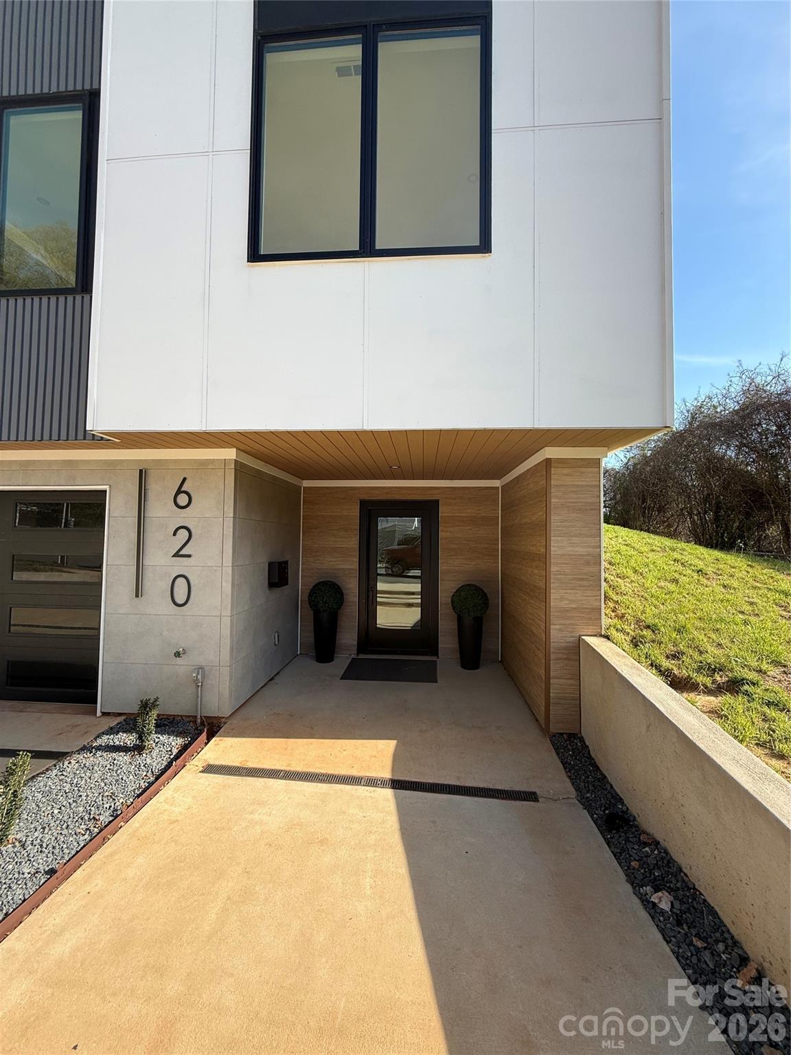 Elizabeth - Residential