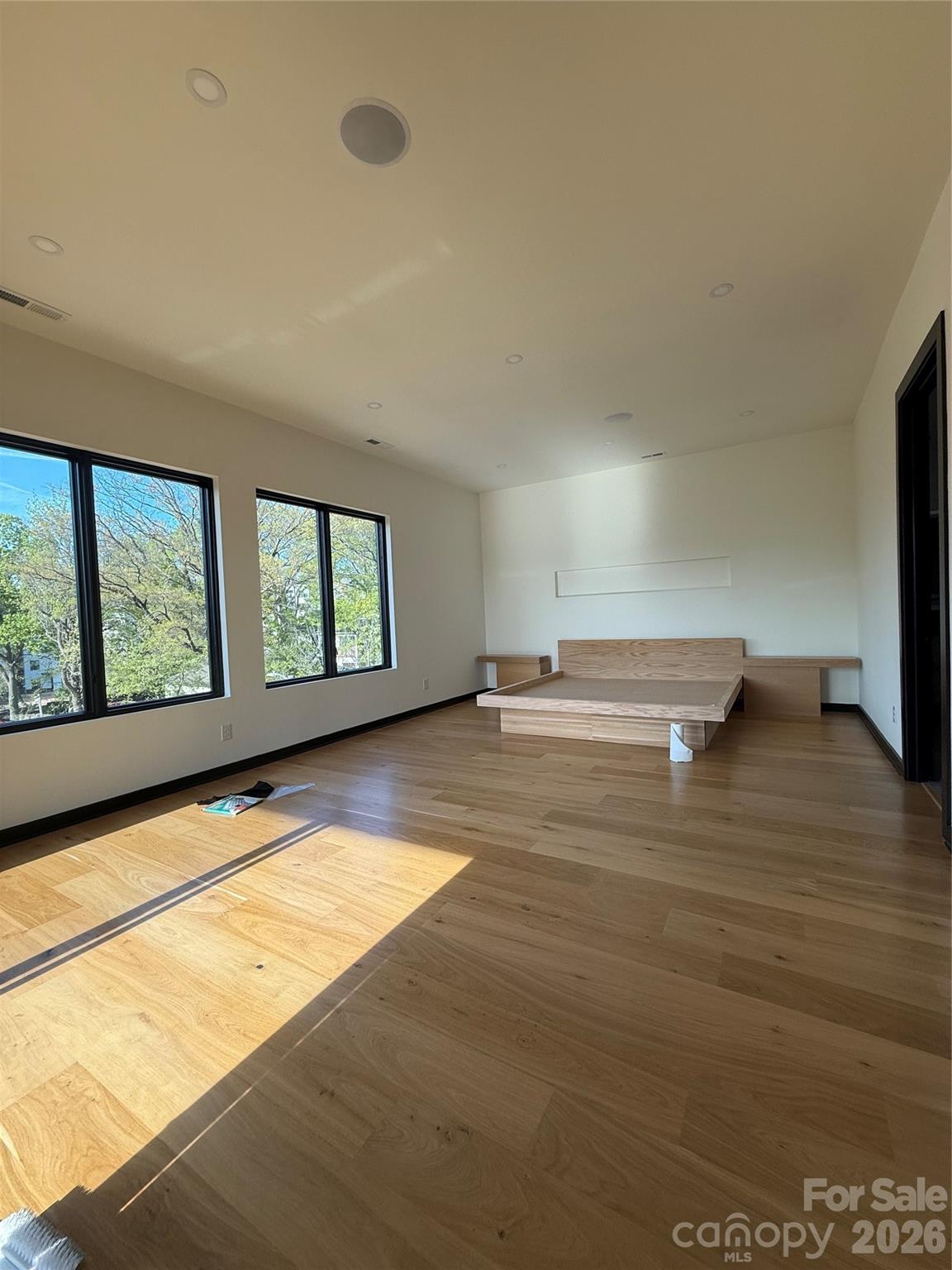 Elizabeth - Residential