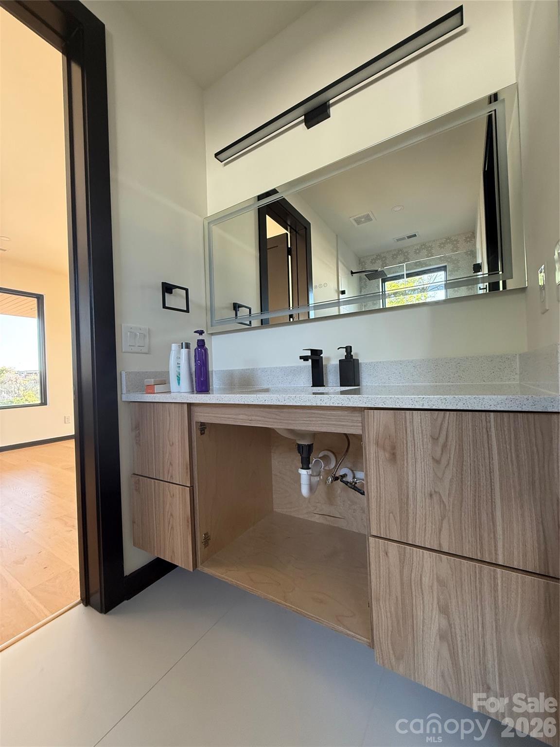 Elizabeth - Residential