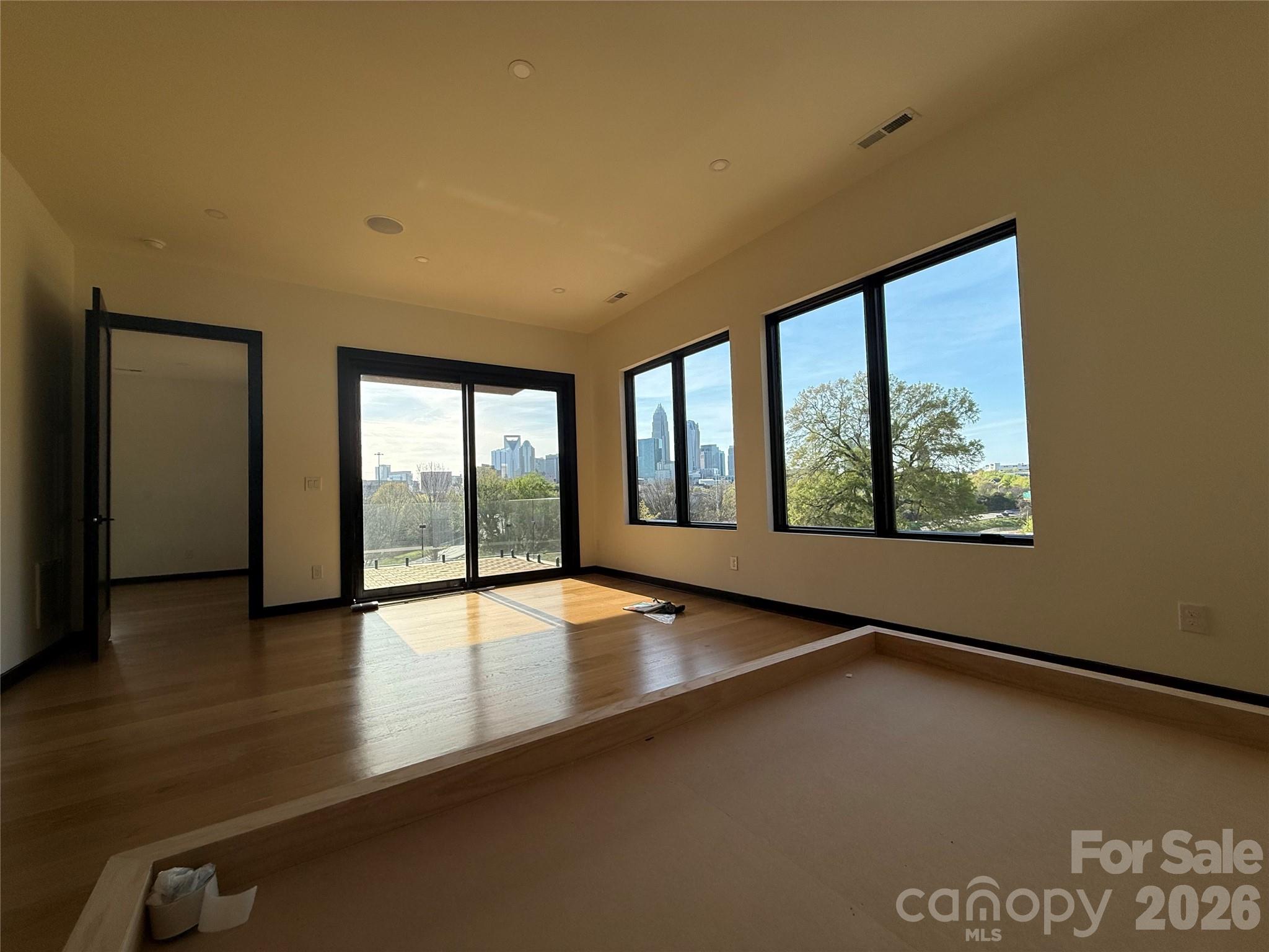 Elizabeth - Residential