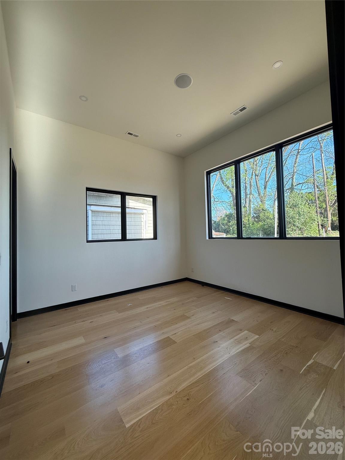 Elizabeth - Residential