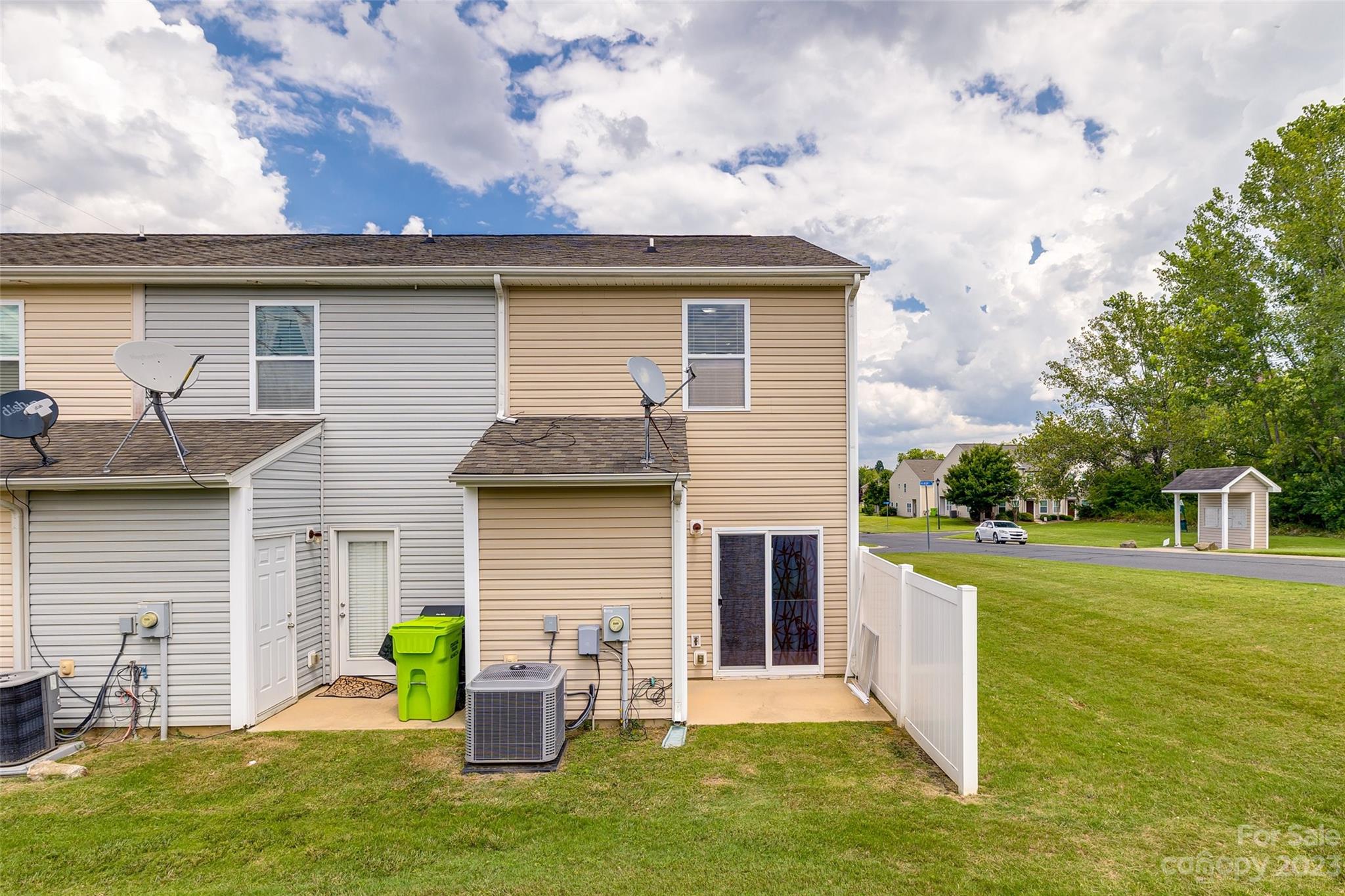 Steele Meadows - Residential