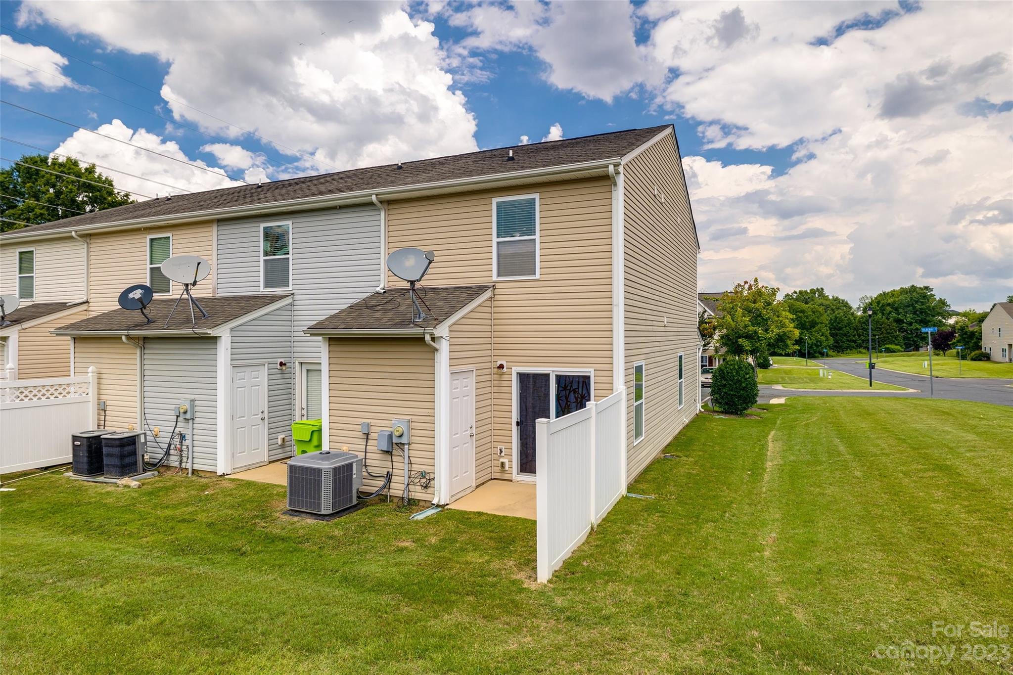 Steele Meadows - Residential