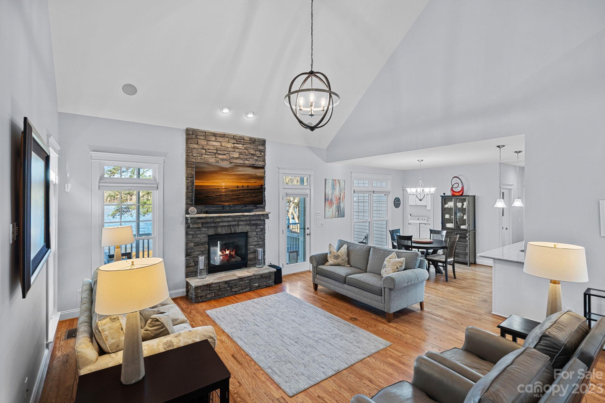 Davidson Pointe - Residential