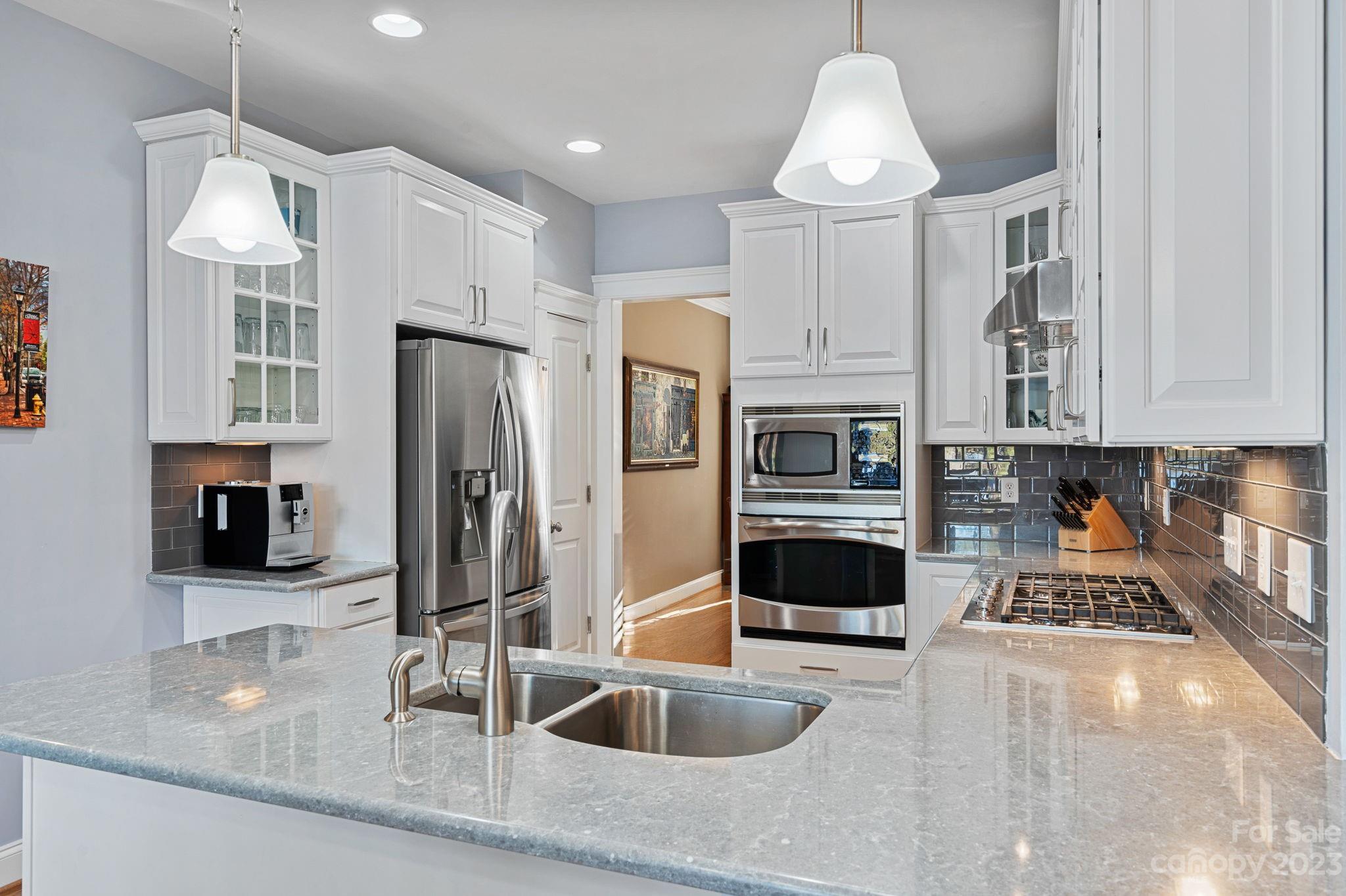 Davidson Pointe - Residential