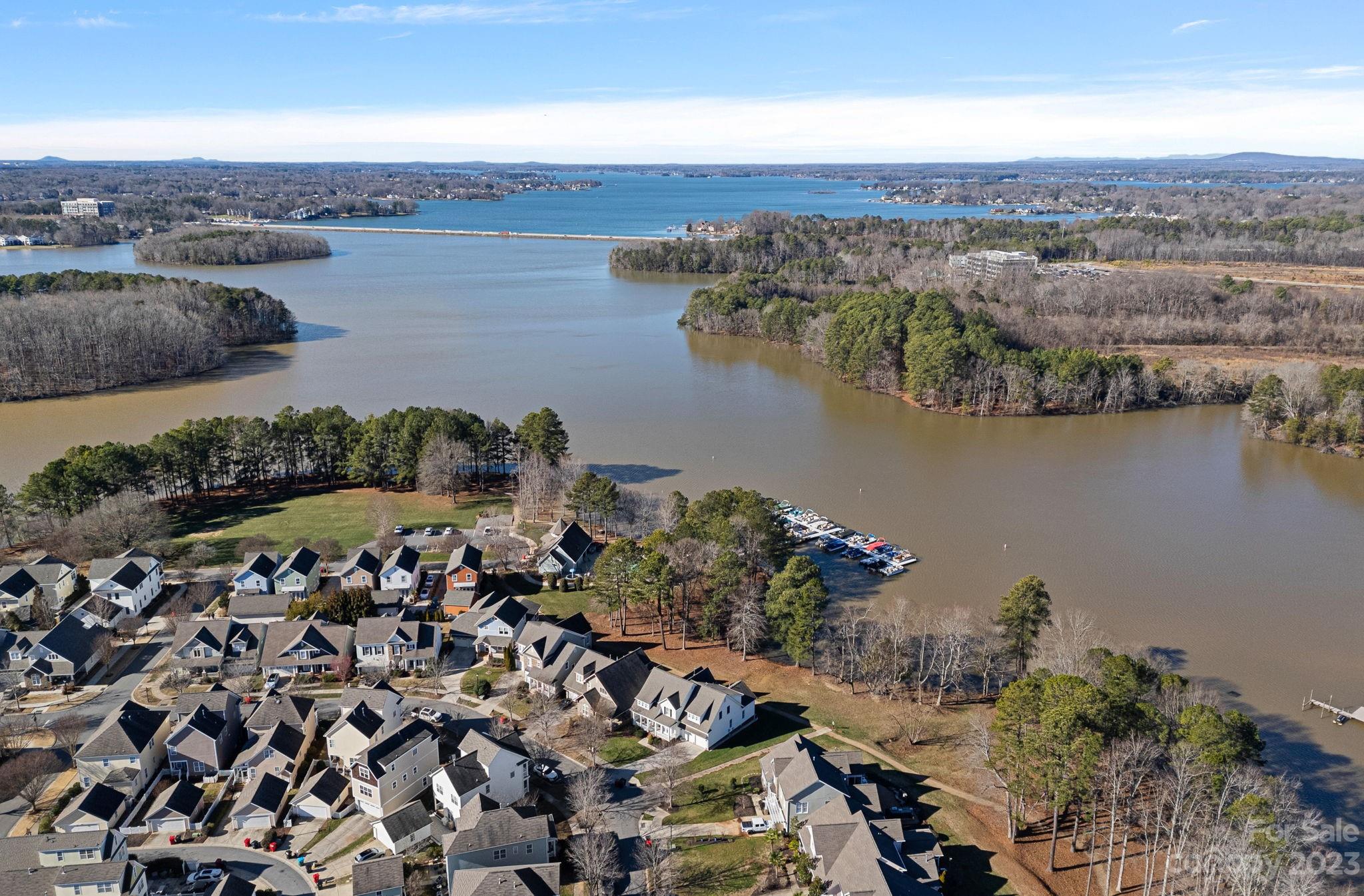 Davidson Pointe - Residential