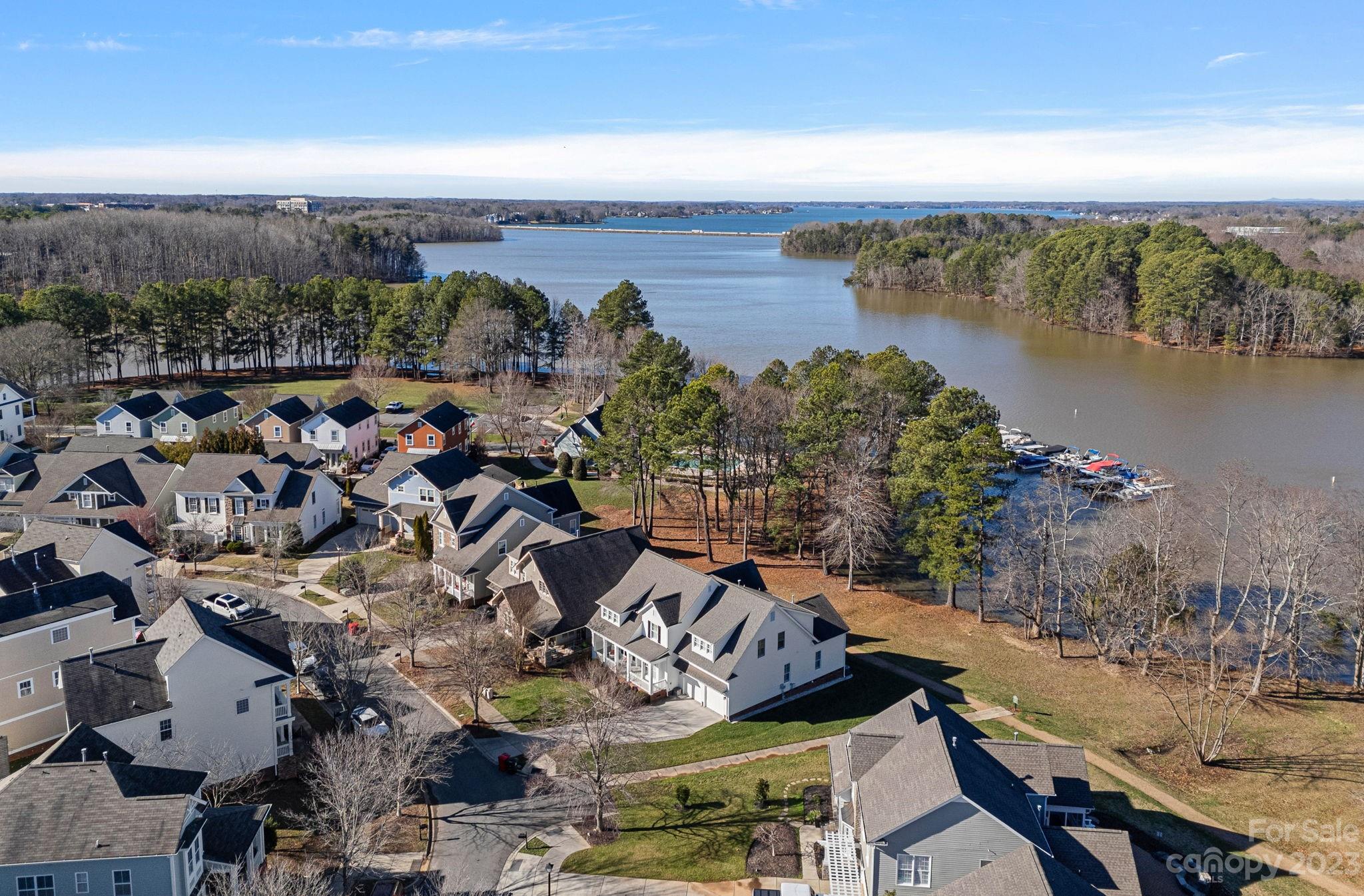 Davidson Pointe - Residential