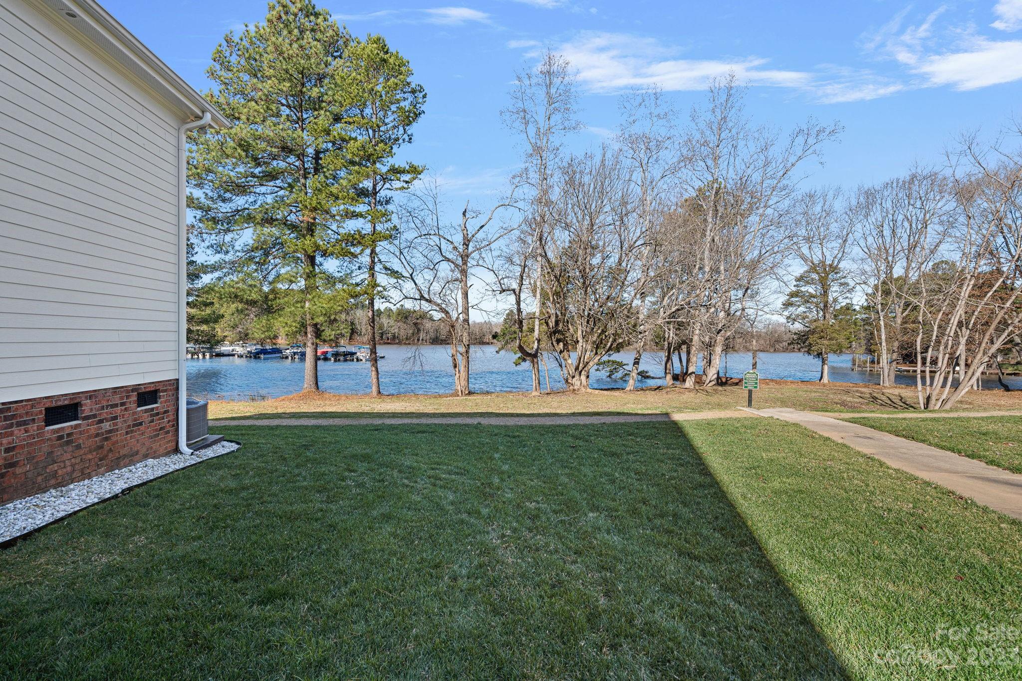 Davidson Pointe - Residential