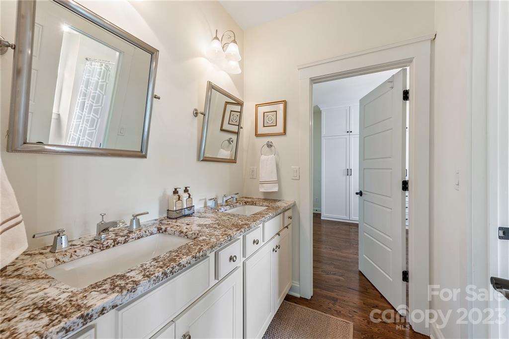 Baxter Village - Residential