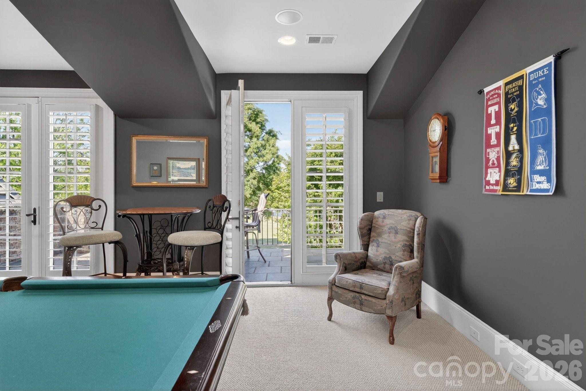 Longview - Residential