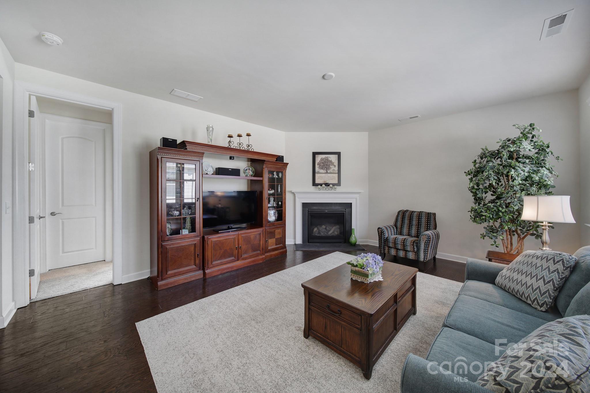 Cadence - Residential