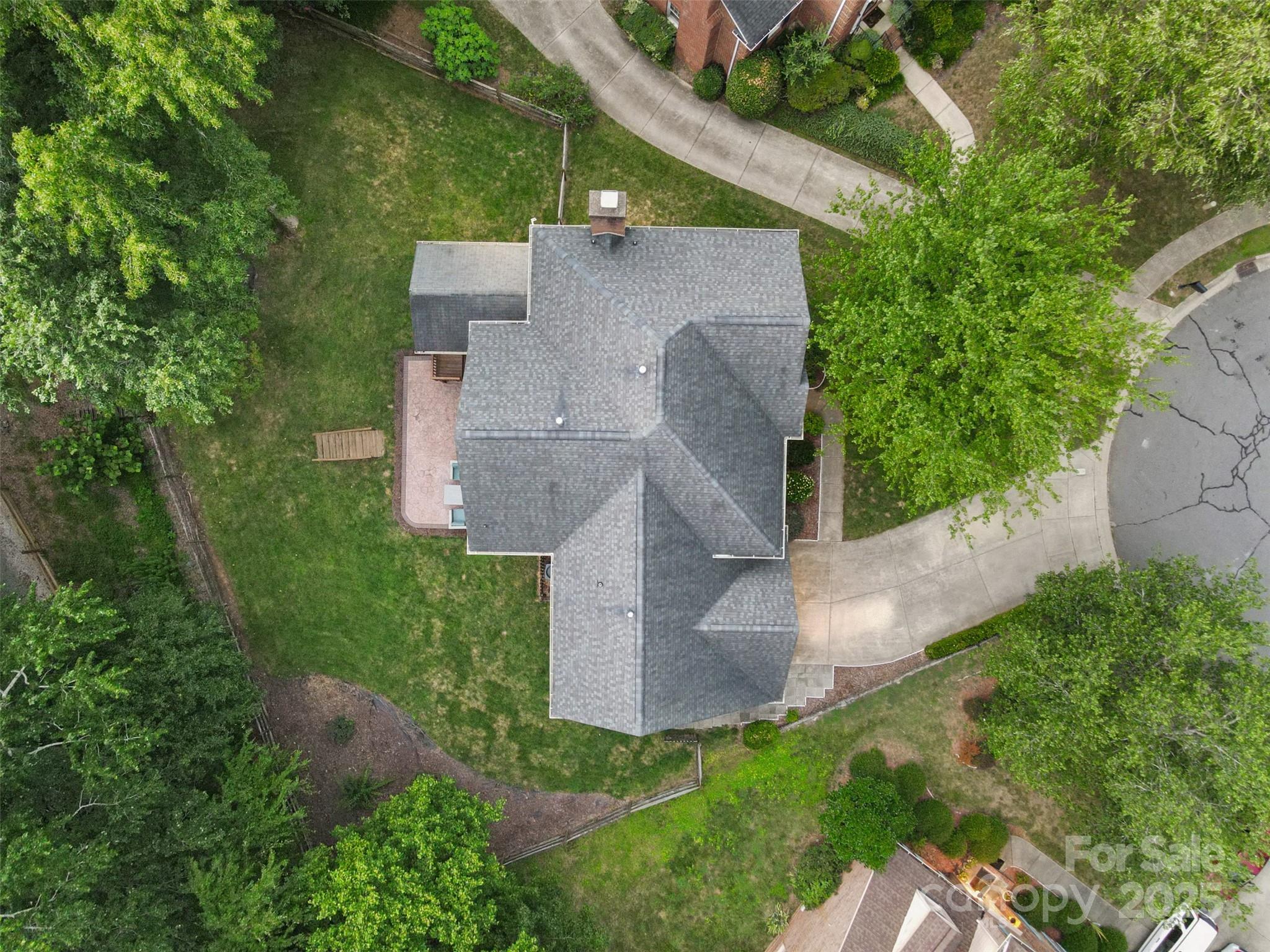 402 Clairview Lane