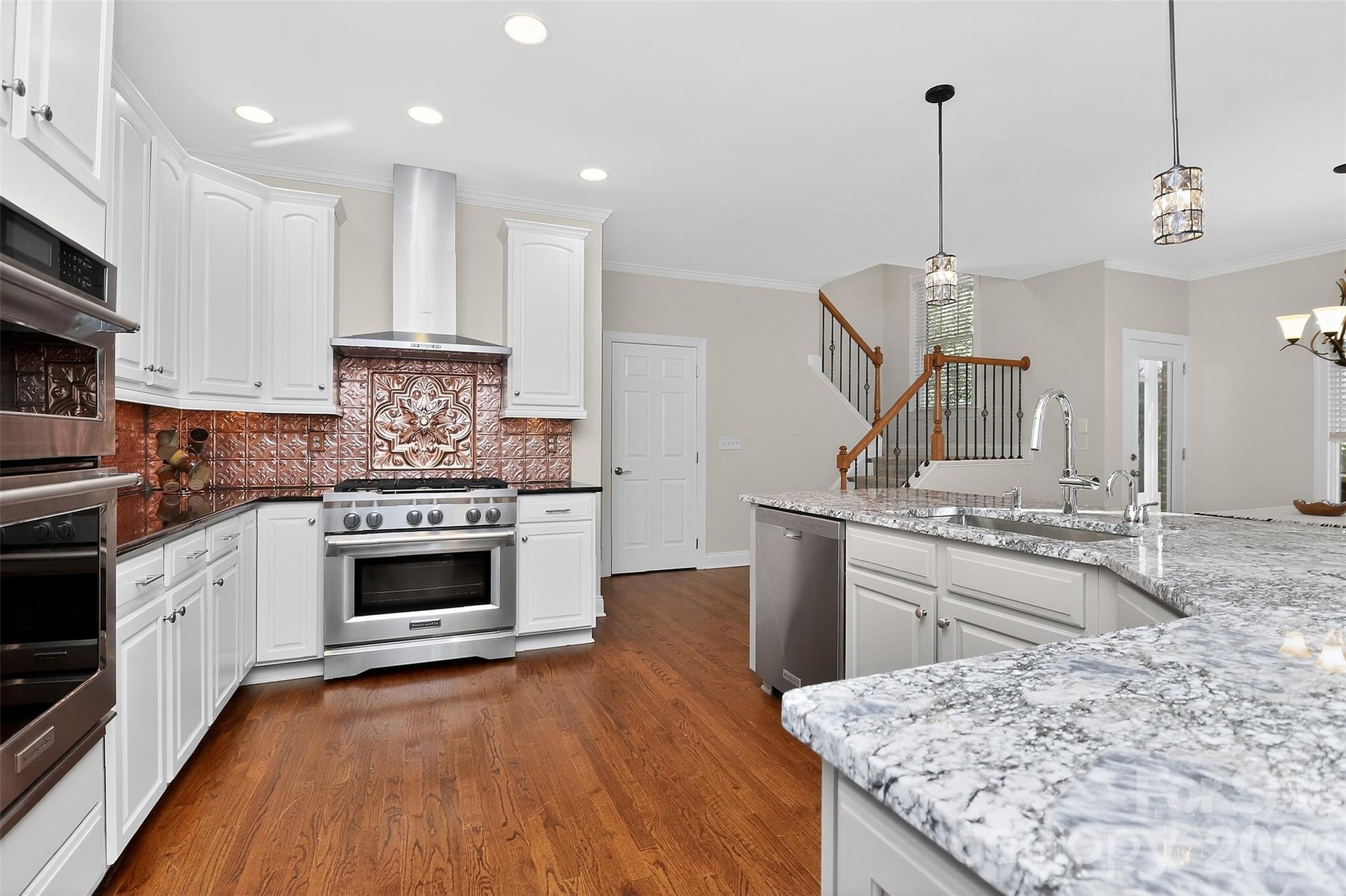 Country Club Estates - Residential