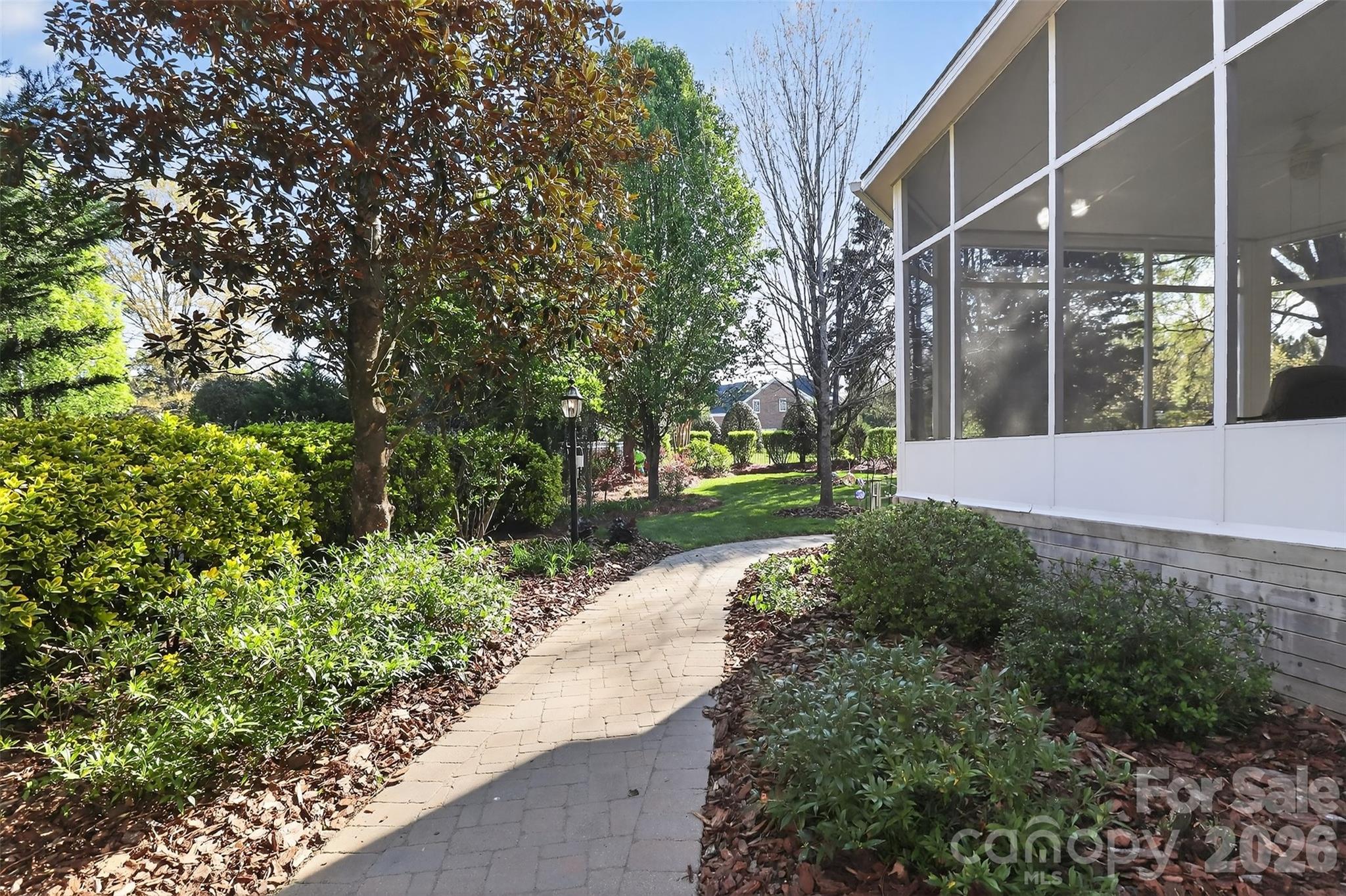 Country Club Estates - Residential