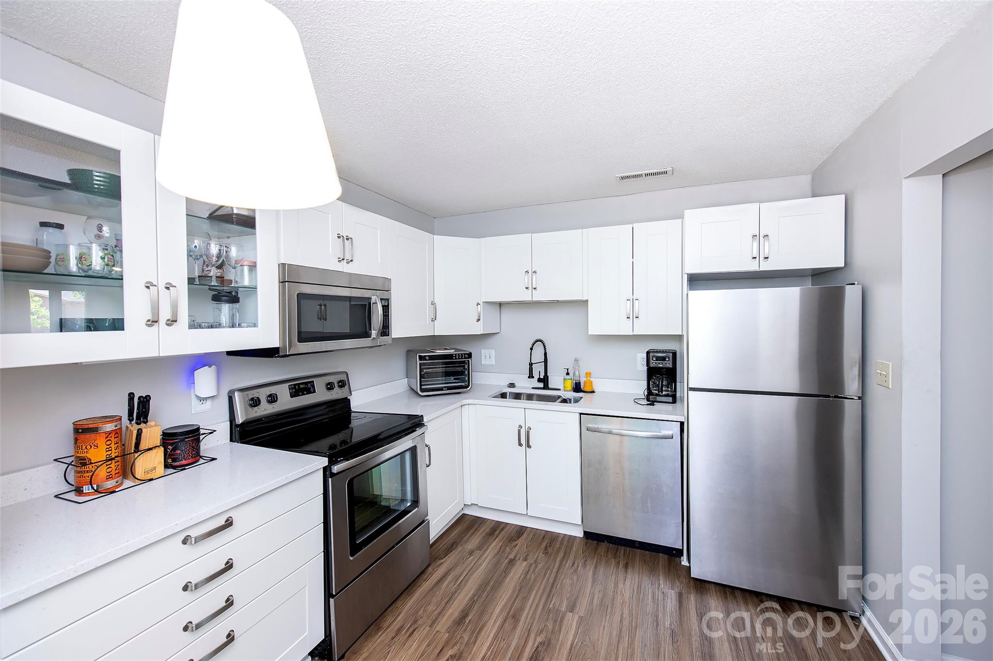 1649 Cedarview Court