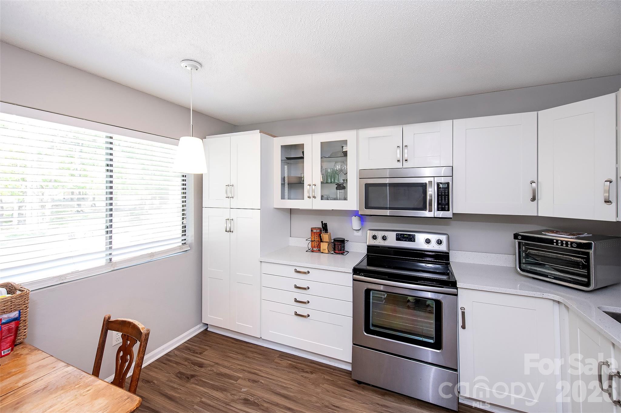 1649 Cedarview Court