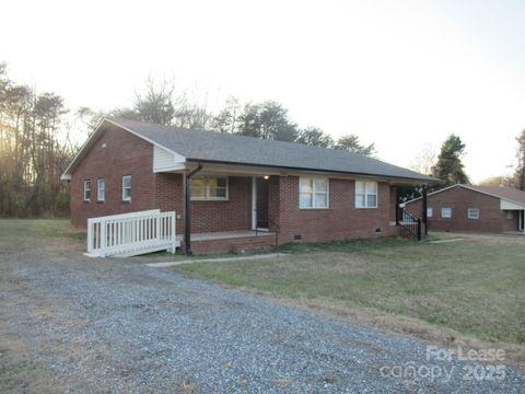 Photo of 1761 River Road, Lincolnton, NC 28092 (MLS # 4322131)