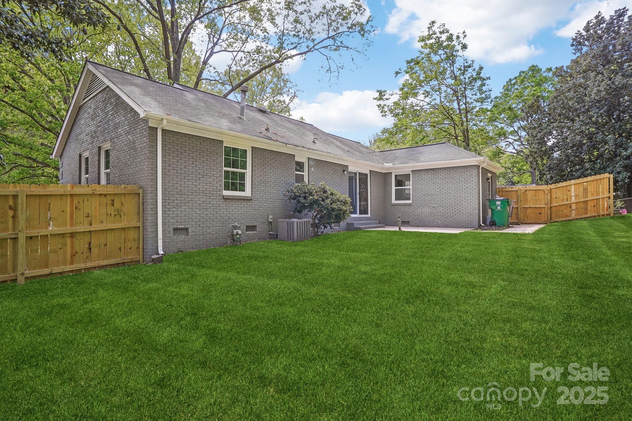 6813 Elm Forest Drive