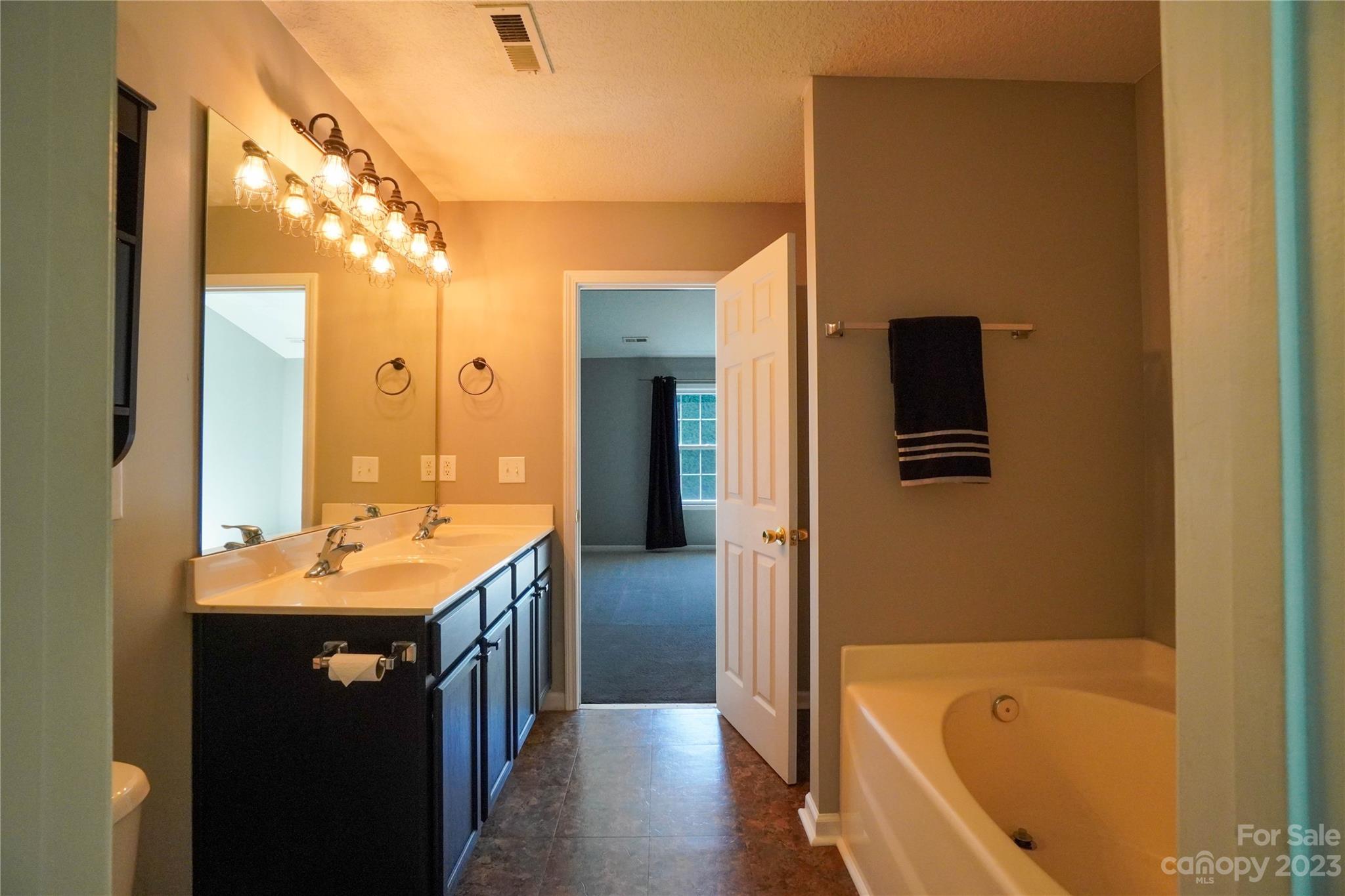 Oaks at Brookgreen - Residential