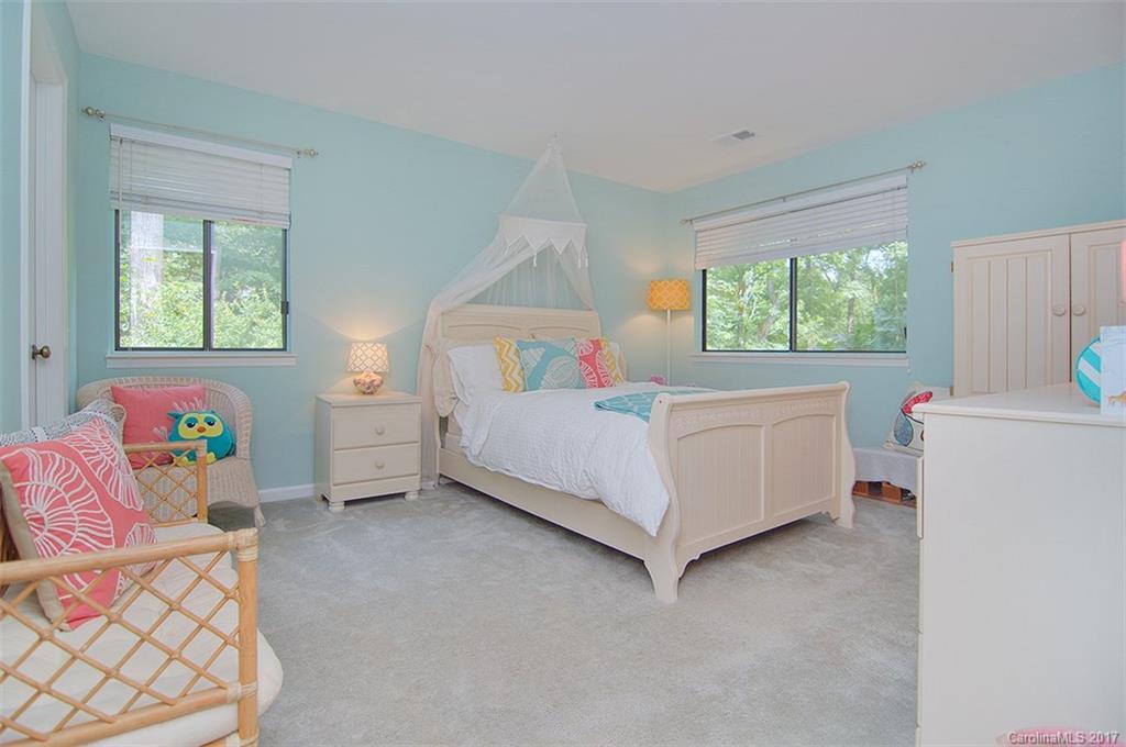 Oak Creek Estates - Residential