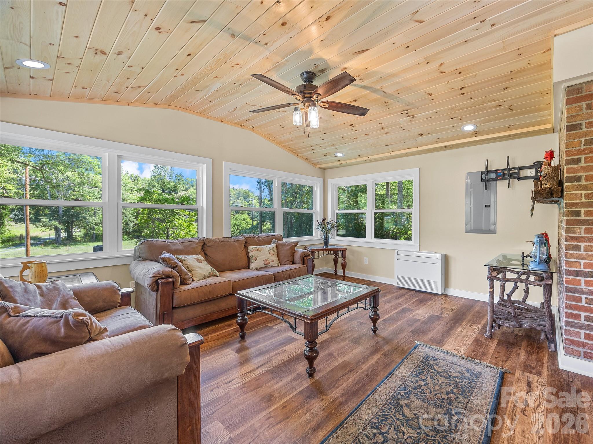 563 Burgess Road