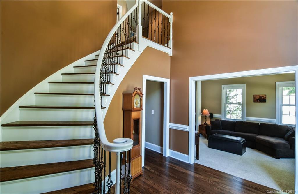 Beacon Knoll - Residential