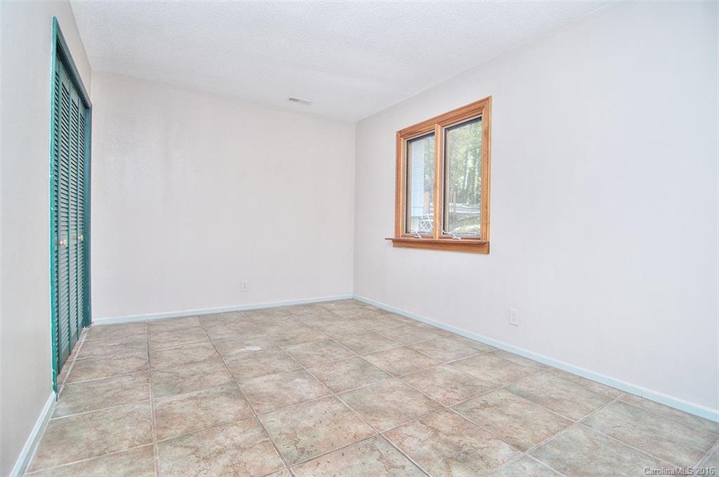 Tega Cay - Residential