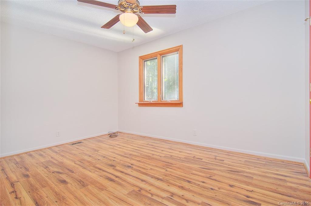 Tega Cay - Residential