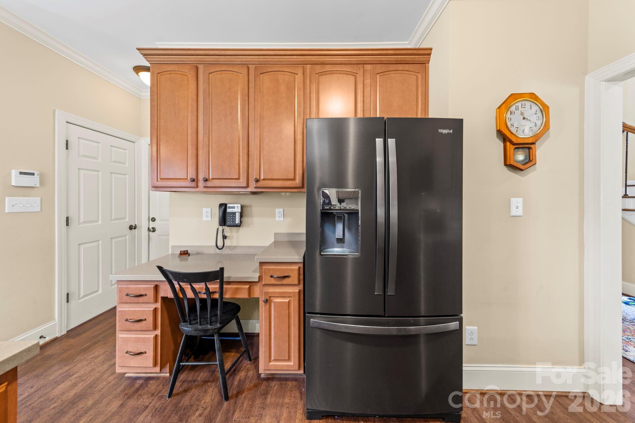 Country Manor - Residential