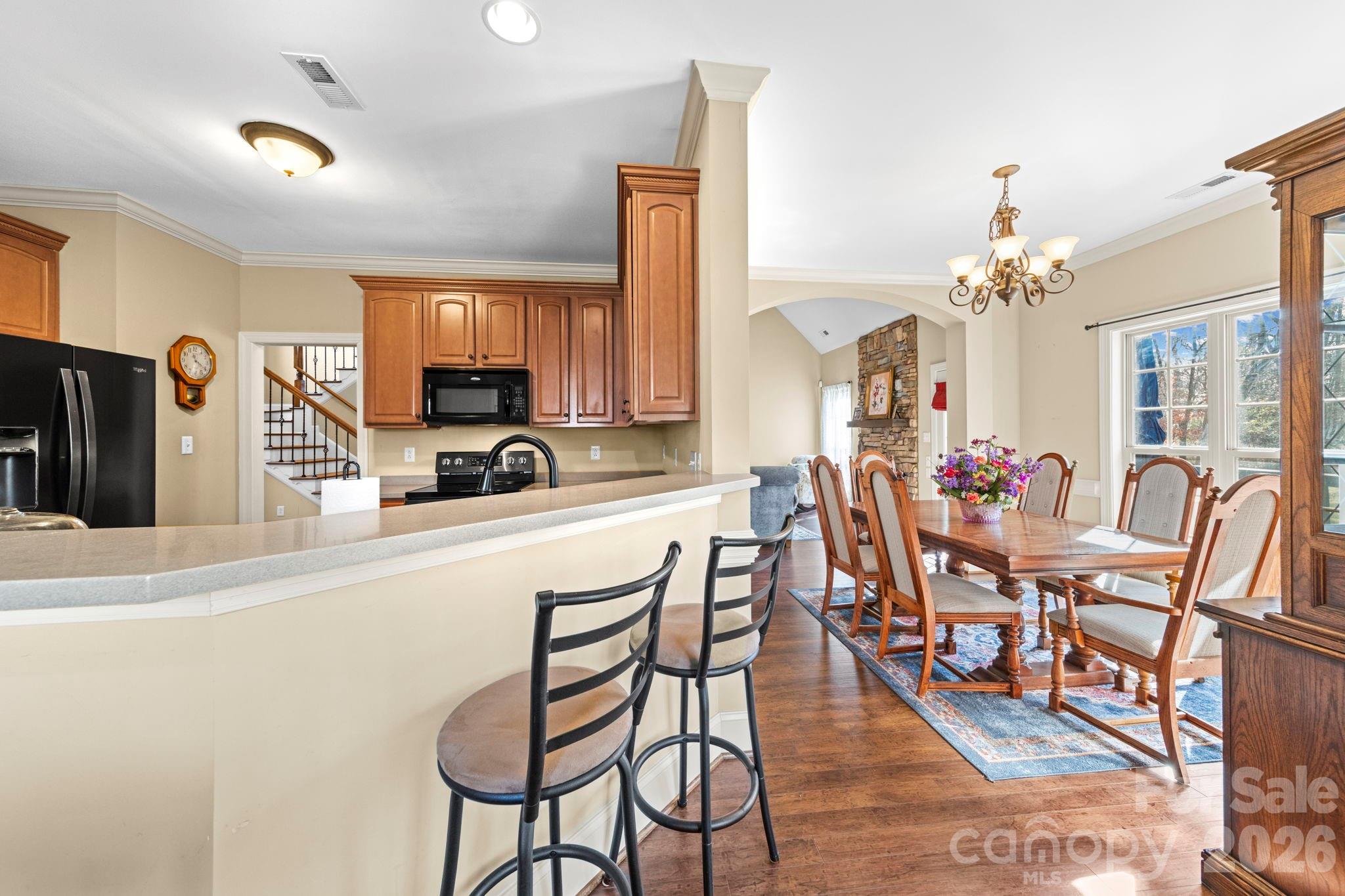 Country Manor - Residential