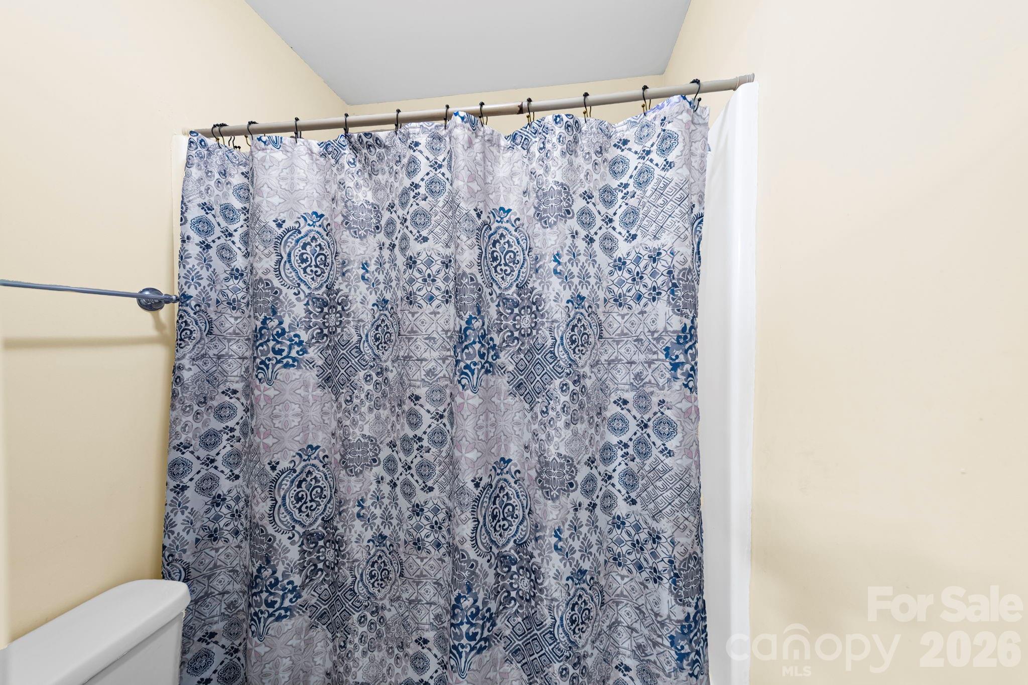 Country Manor - Residential