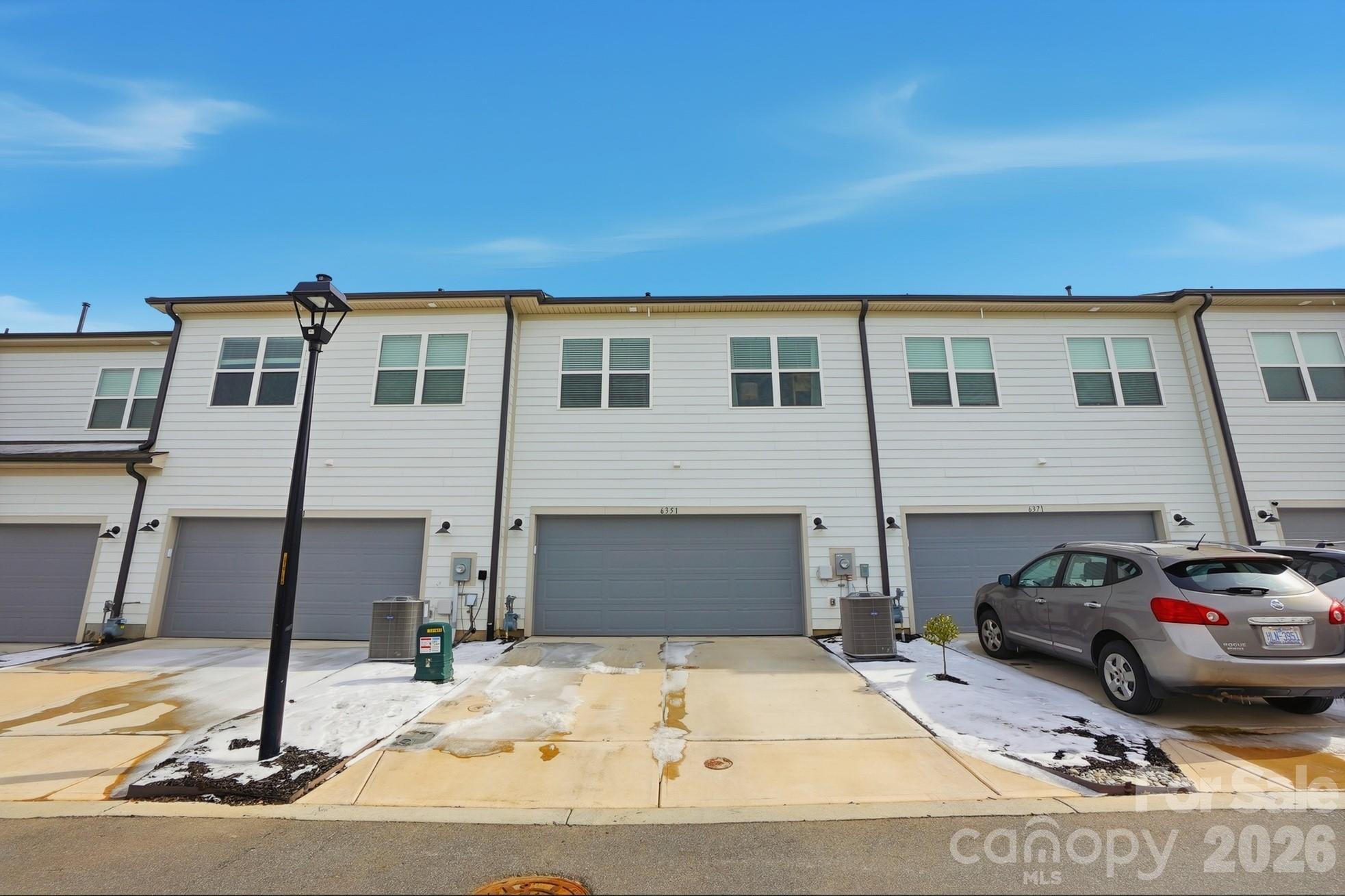 Pennant Square - Residential