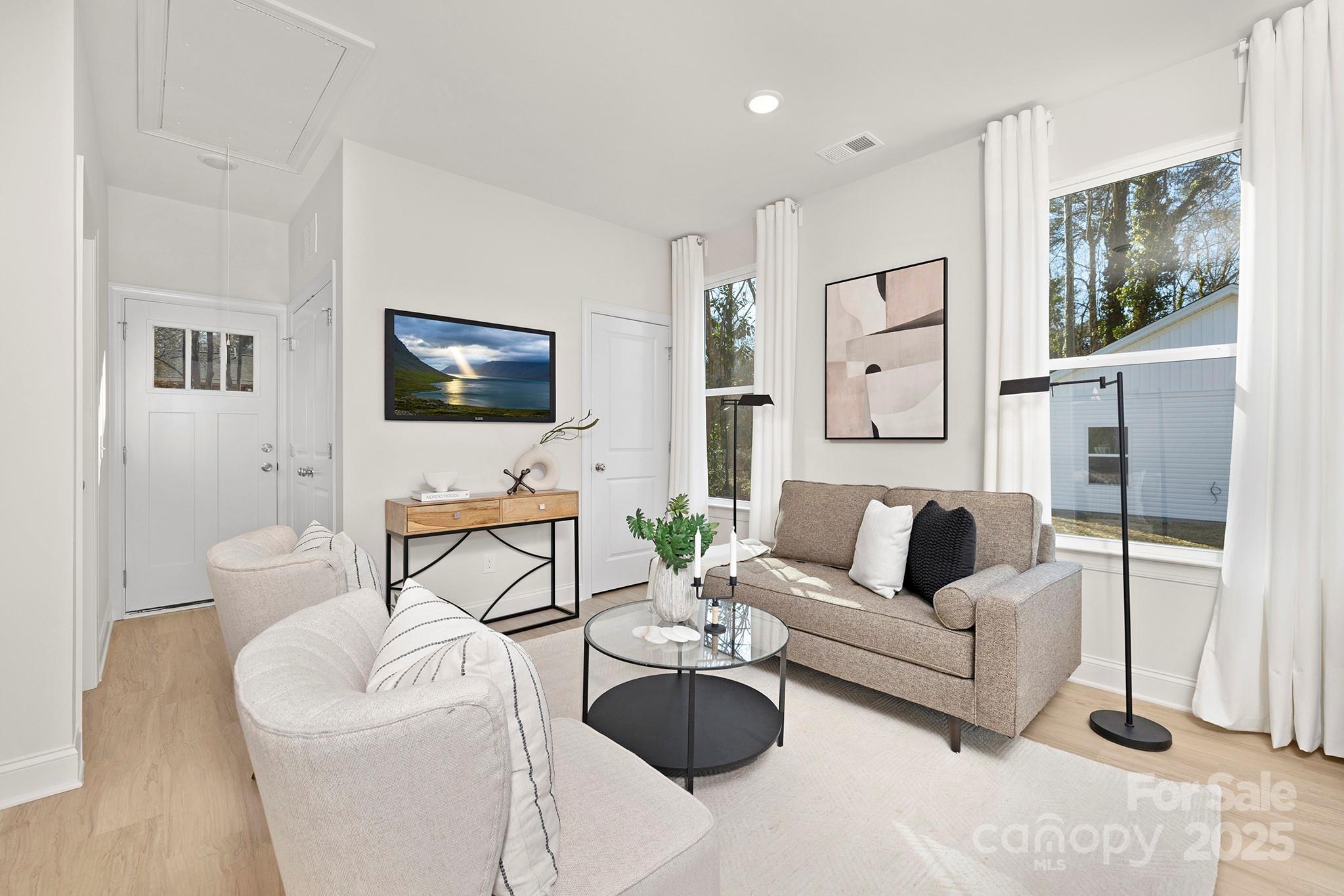 1203 S Railroad Street