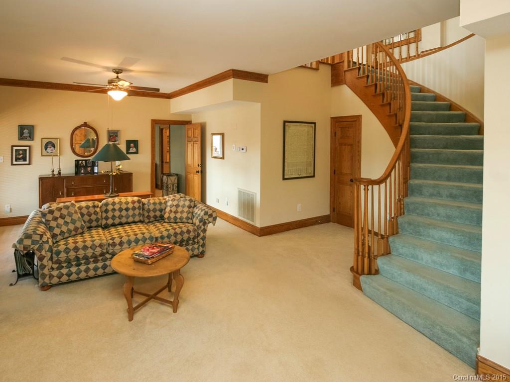 Tega Cay - Residential