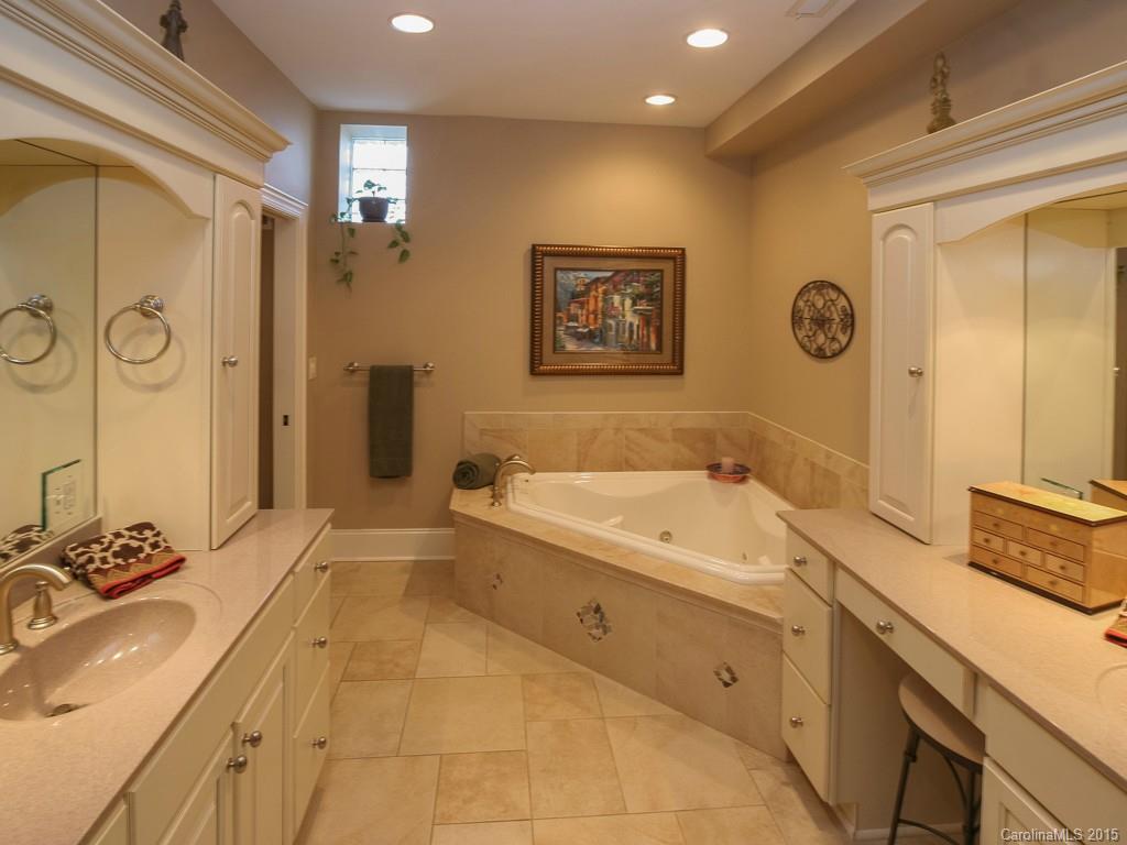 Tega Cay - Residential