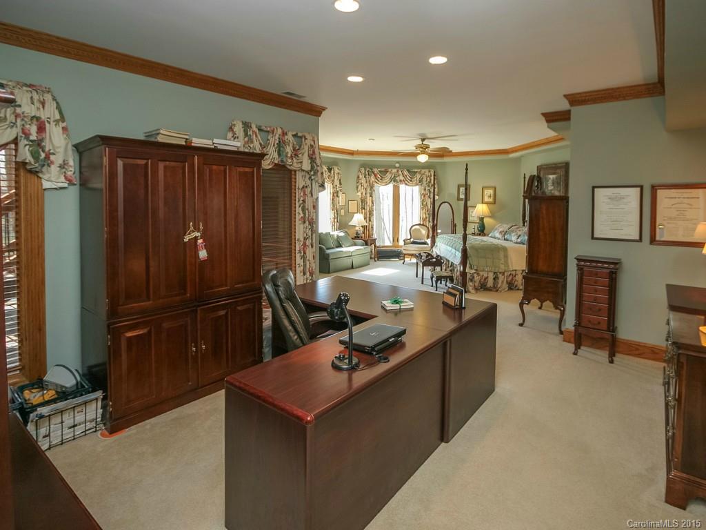 Tega Cay - Residential