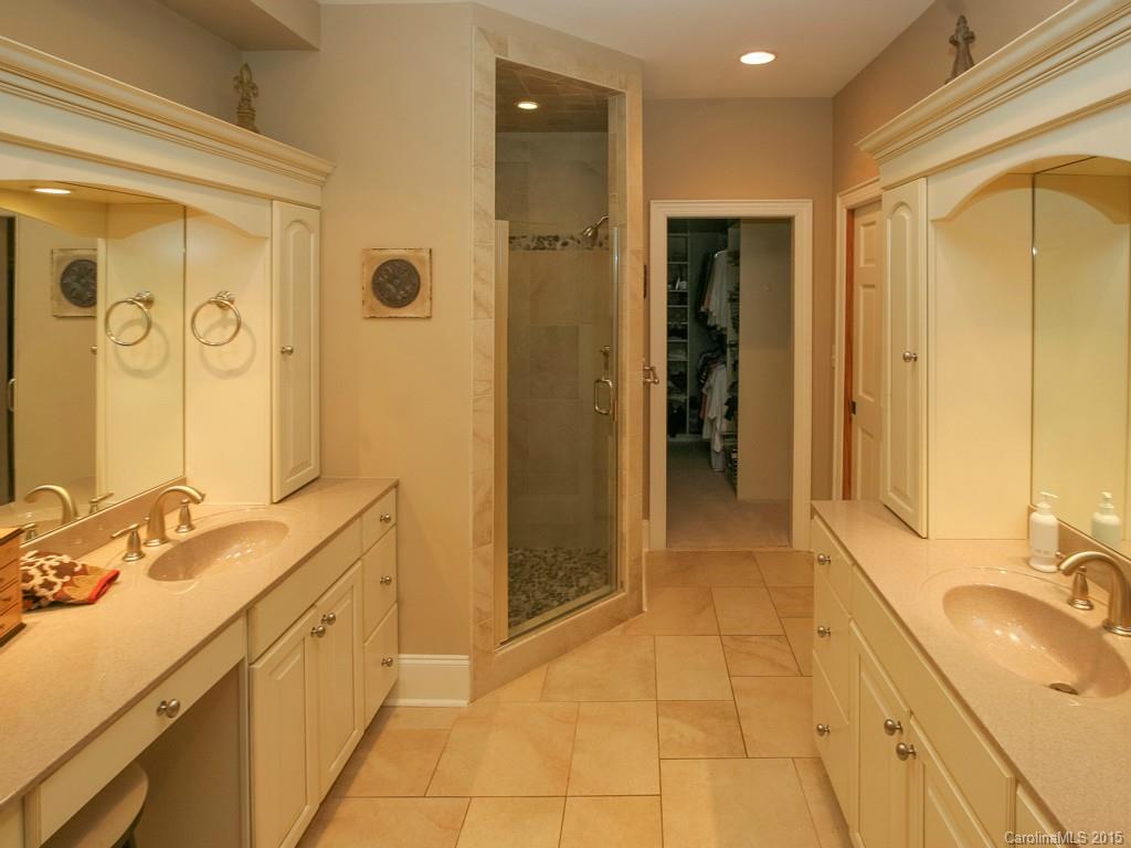 Tega Cay - Residential