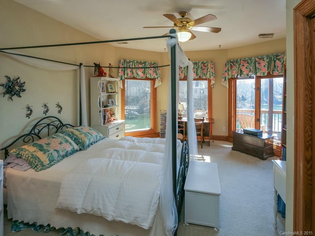 Tega Cay - Residential