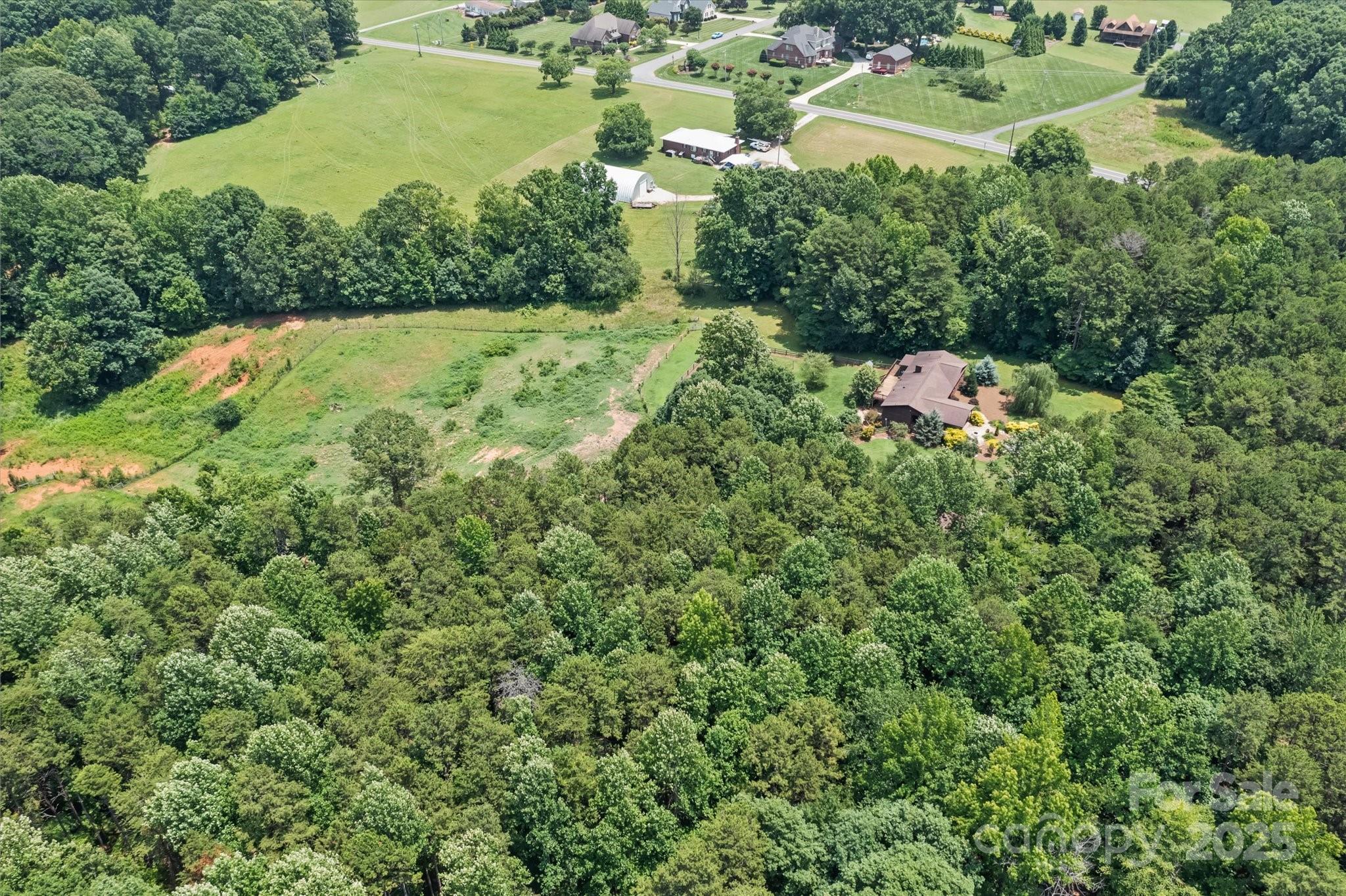 724 Teeter Road
