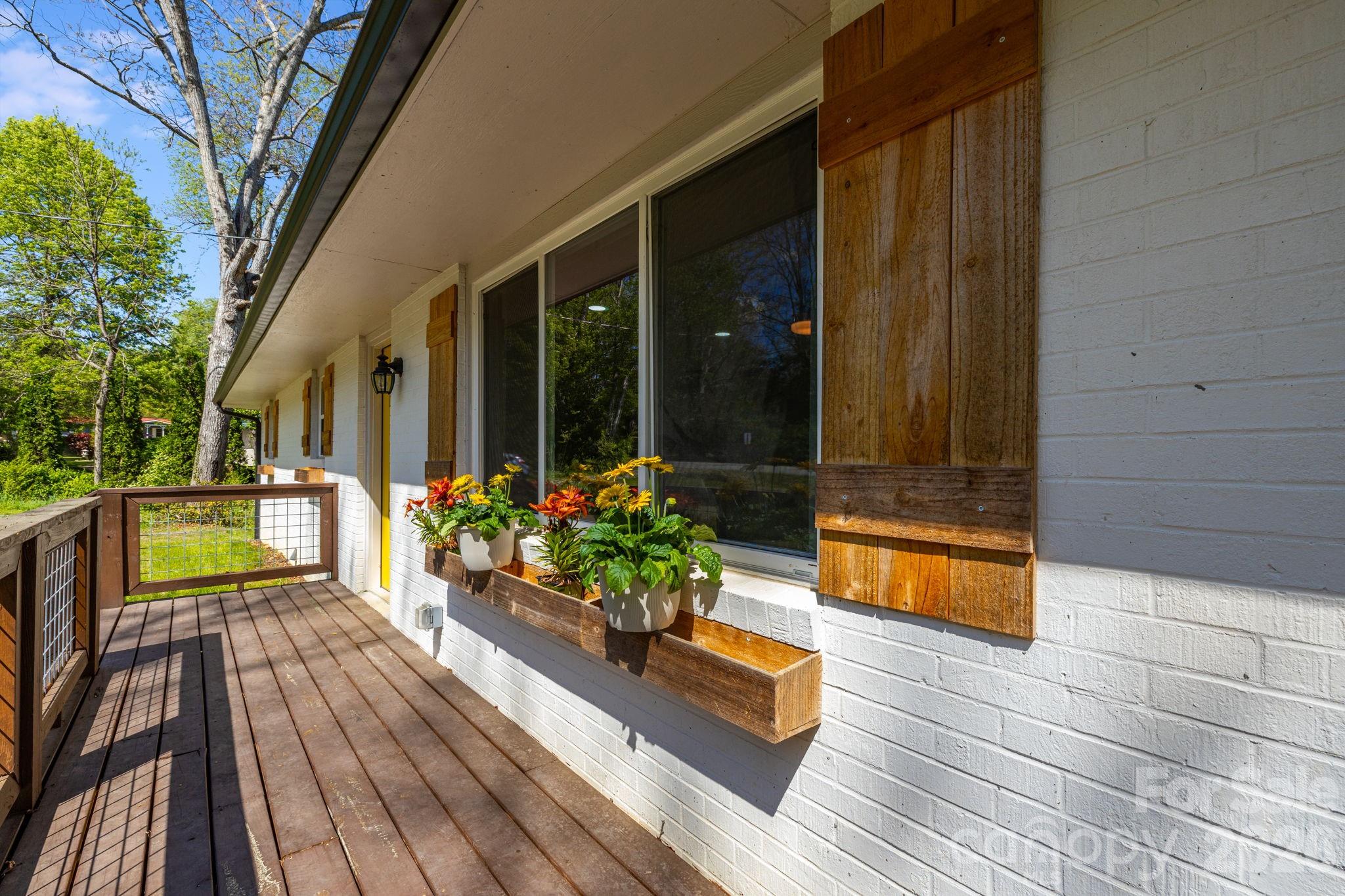 111 Sunset Hill Drive