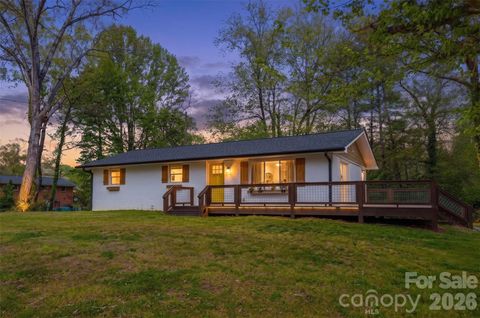 Photo of 111 Sunset Hill Drive, Etowah, NC 28729 (MLS # 4371450)
