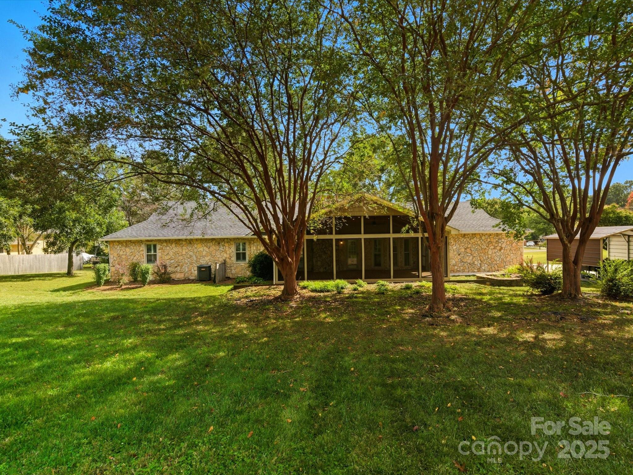 Carowood - Residential